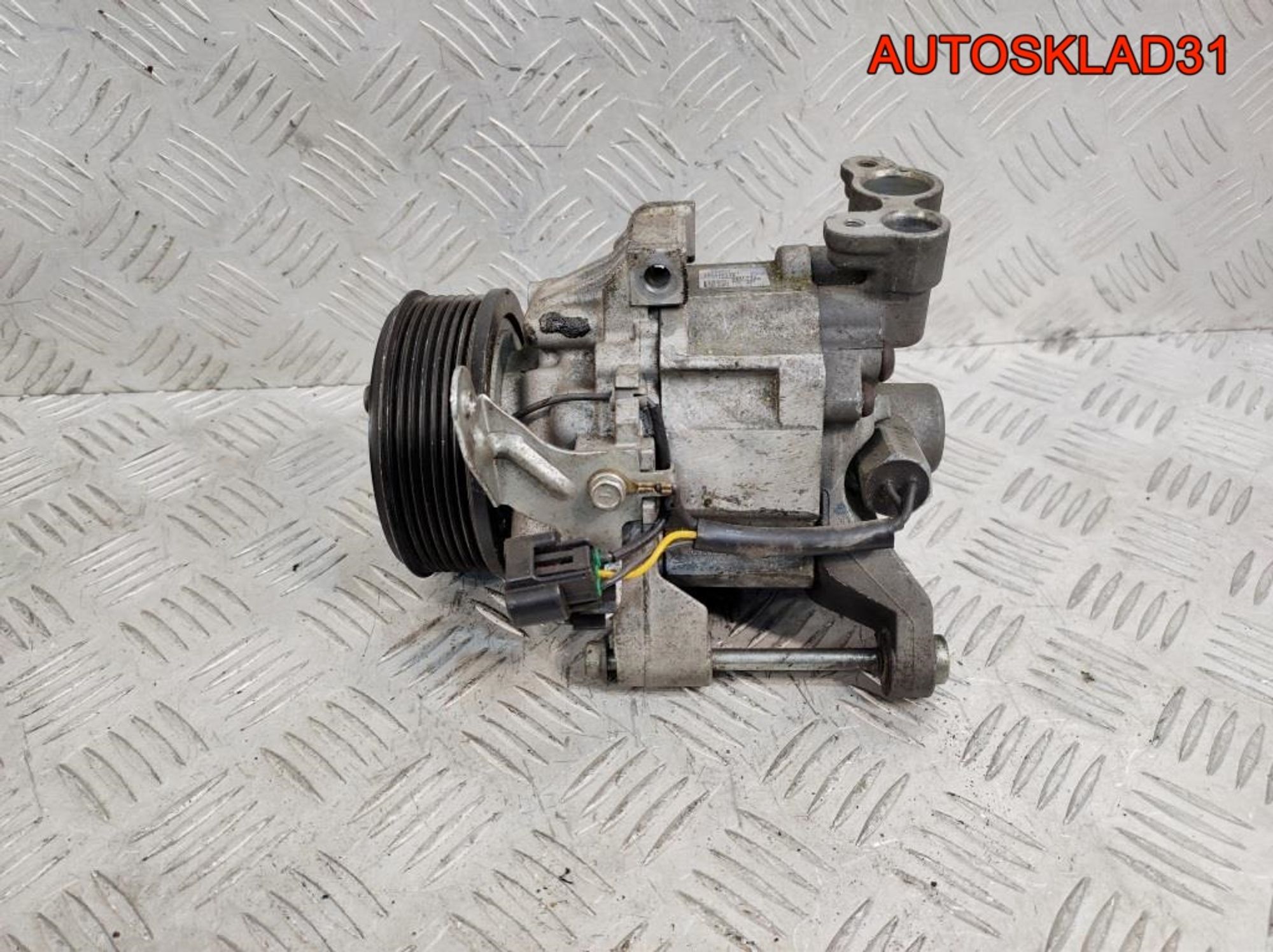 Компрессор кондиционера Subaru Forester 73111SC001, 7200 рублей, Дубовое