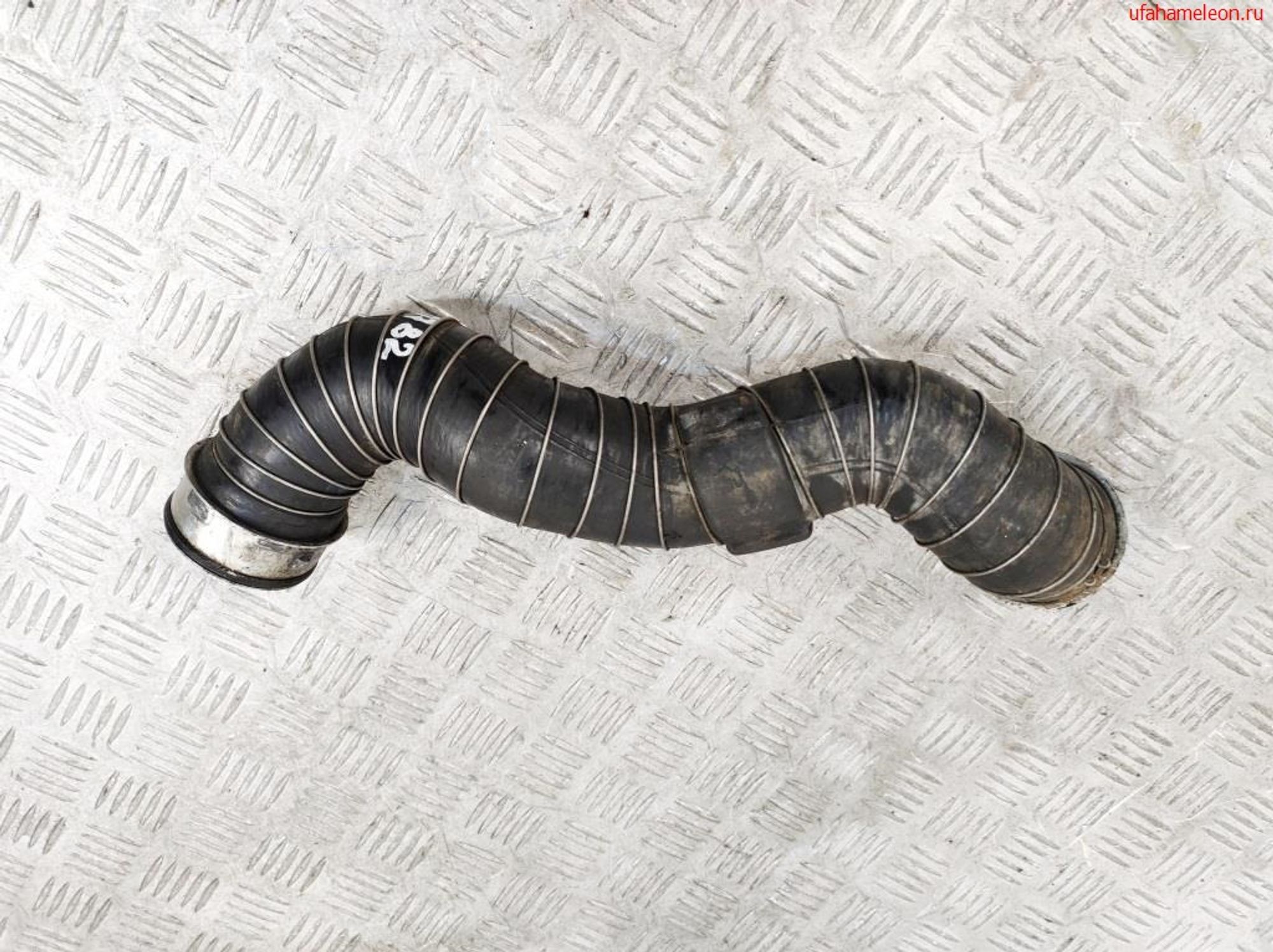 Патрубок интеркулера Mercedes Benz W203 1,8 Бензин A2035280782, 2500 рублей, Дубовое