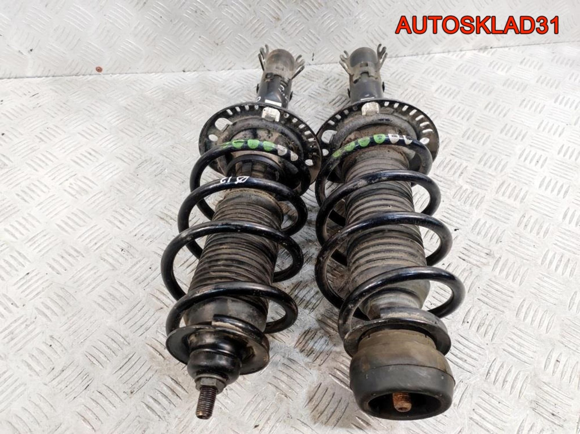 Амортизатор передний комплект Skoda Rapid 6R0413031BF, 7200 рублей, Дубовое