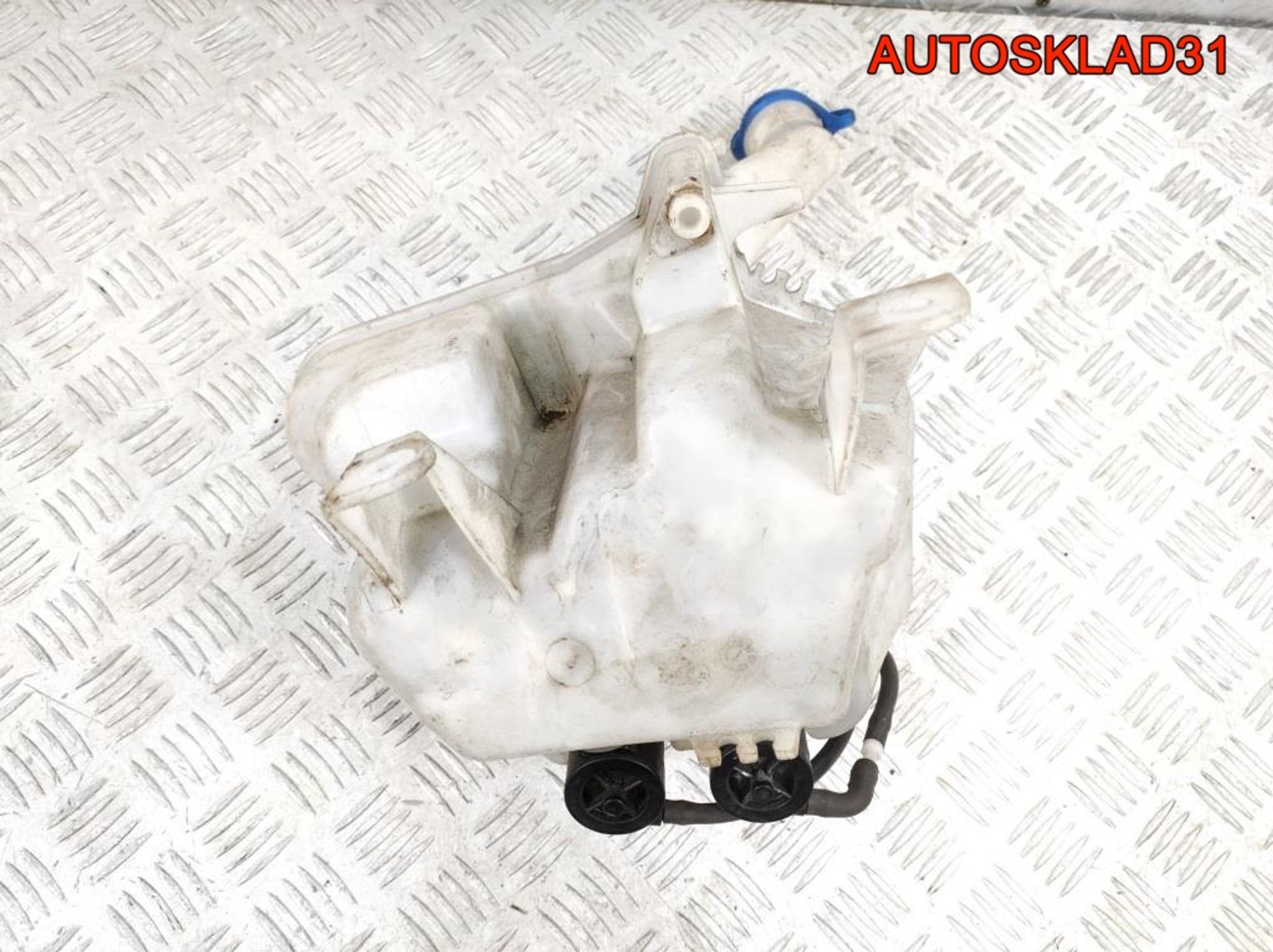 Бачок омывателя Toyota Yaris 2 853100D060, 2000 рублей, Дубовое