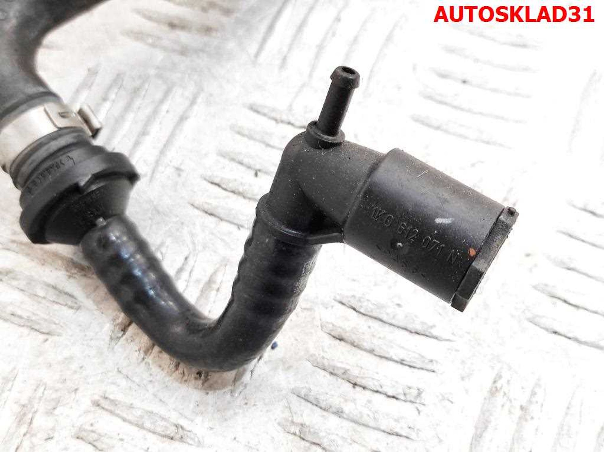 Трубка вакуумная VW Golf 5 1K0612041FB, 700 рублей, Дубовое