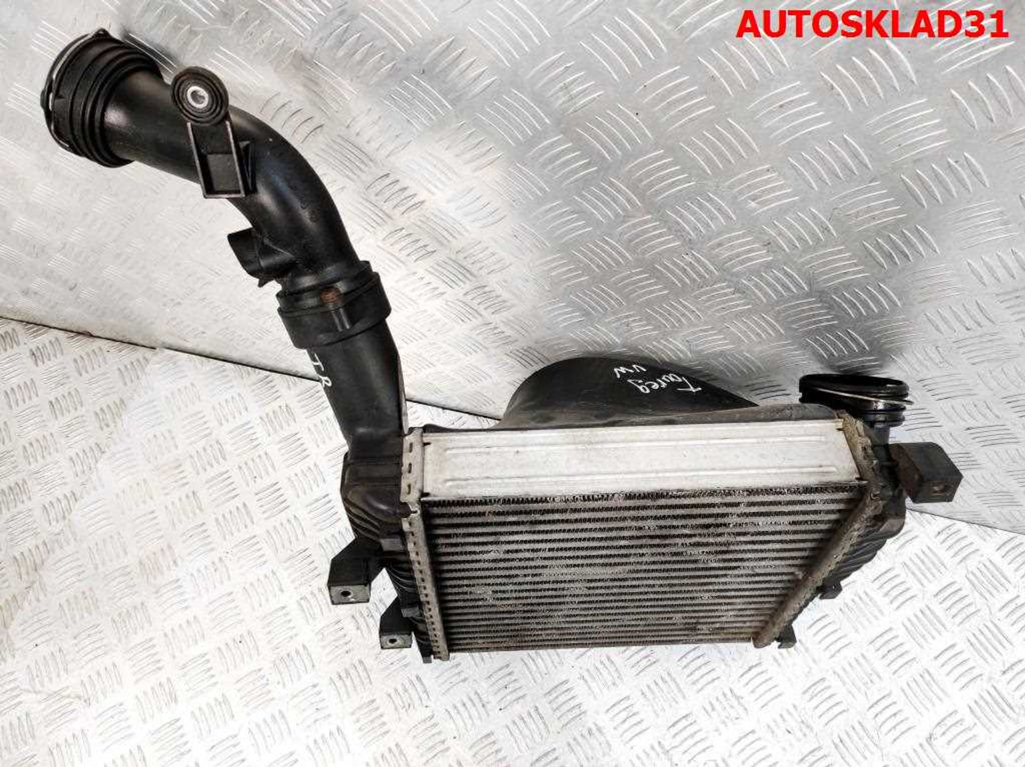 Интеркулер правый Volkswagen Touareg 7L0145804A, 5000 рублей, Дубовое