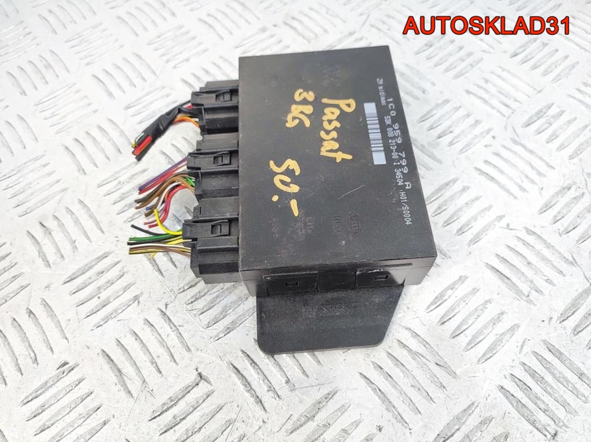 Блок комфорта Volkswagen Passat B5+ 1C0959799A, 2500 рублей, Дубовое