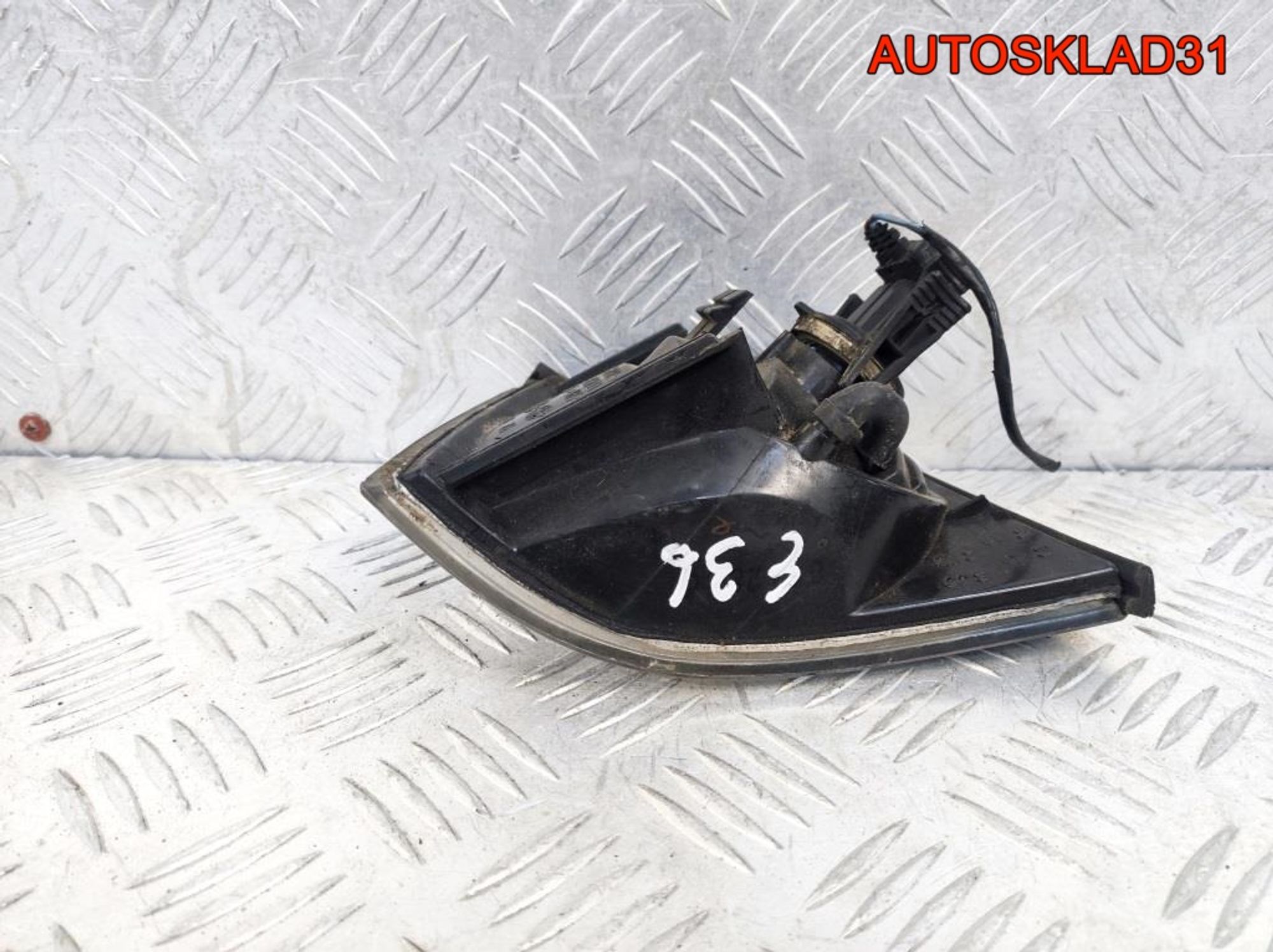 Указатель поворота правый BMW E36 4441509R, 900 рублей, Дубовое