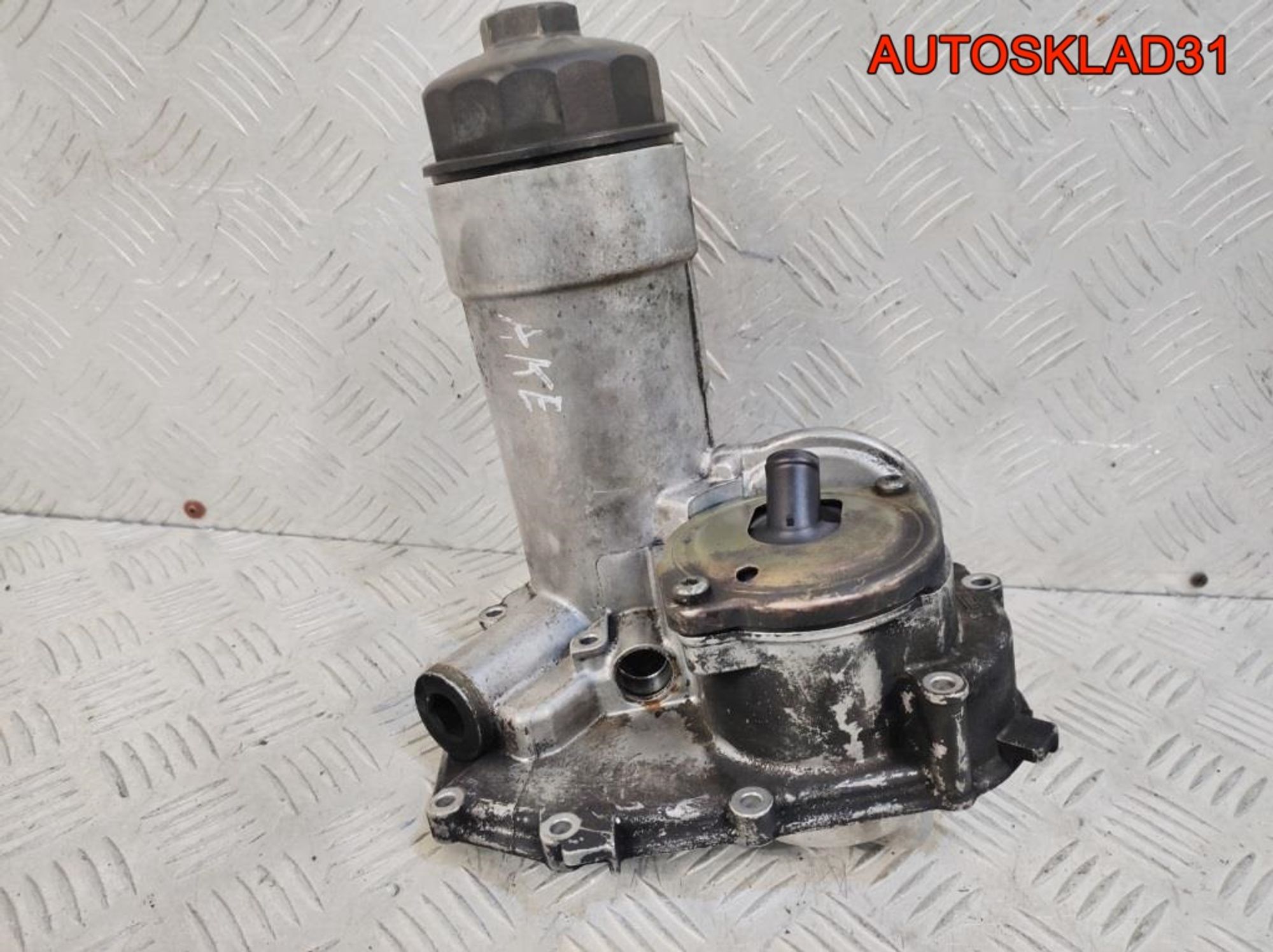 Корпус масляного фильтра Audi A6 C5 AKE 059115405G, 900 рублей, Дубовое