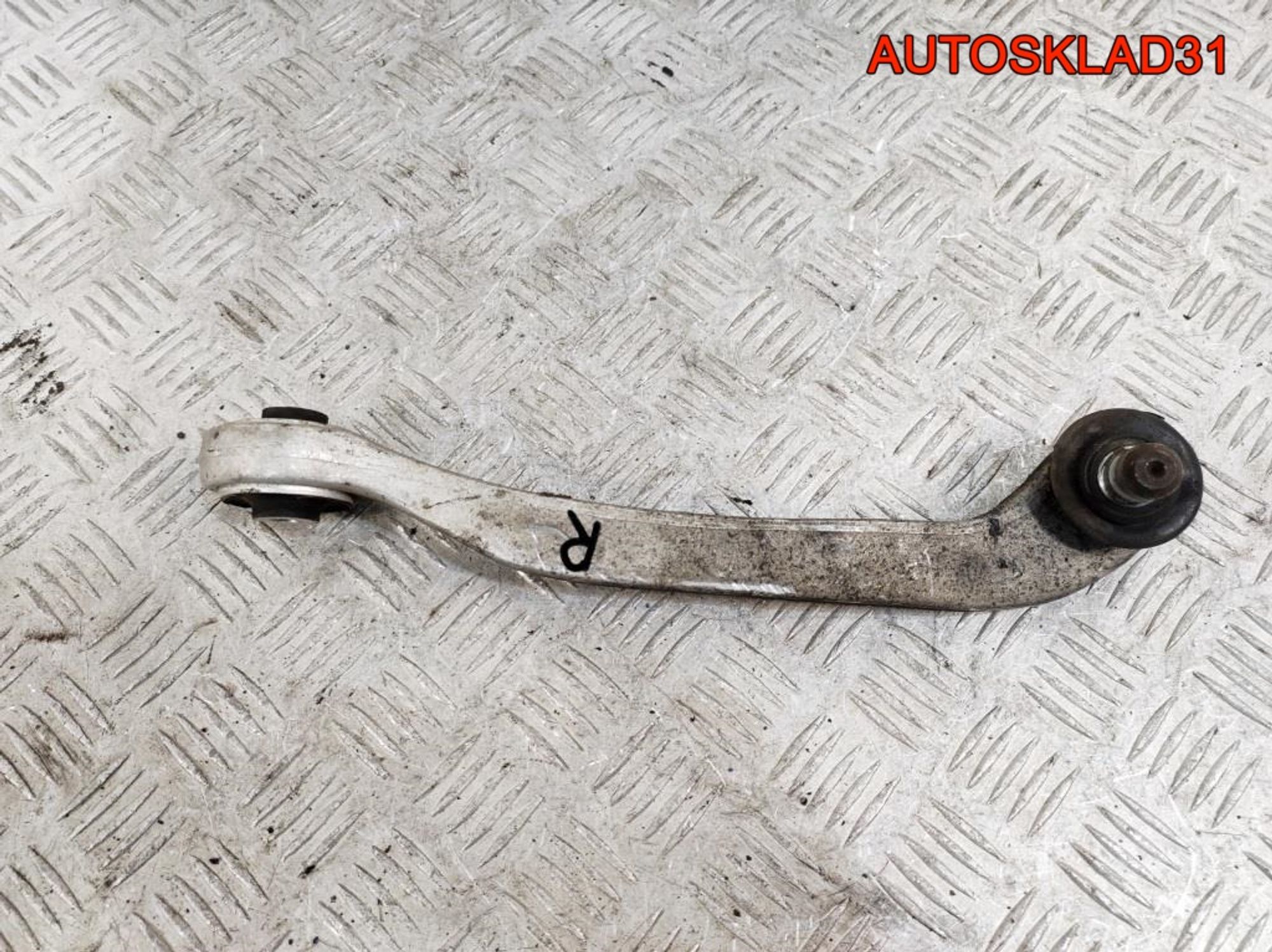 Рычаг передний верхний правый Audi A6 C6 4E0407506E, 900 рублей, Дубовое