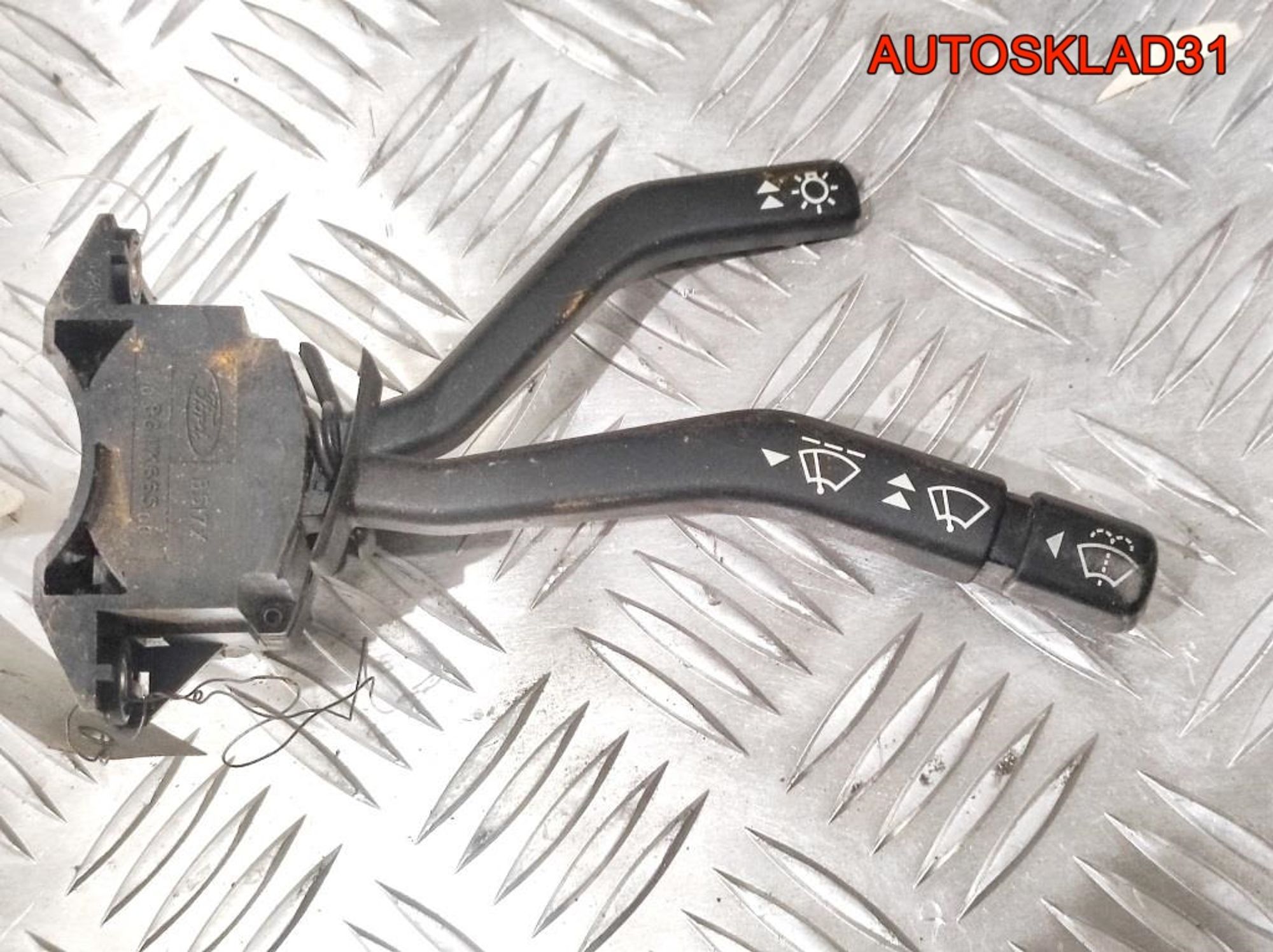 Переключатель стеклоочистителя Ford Sierra 90BG11K665CC, 1000 рублей, Дубовое