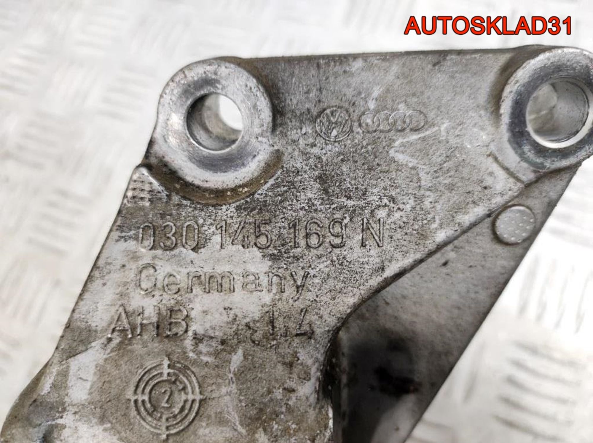 Кронштейн генератора VW Polo 1.4 BBY Бензин 030145169N, 500 рублей, Дубовое