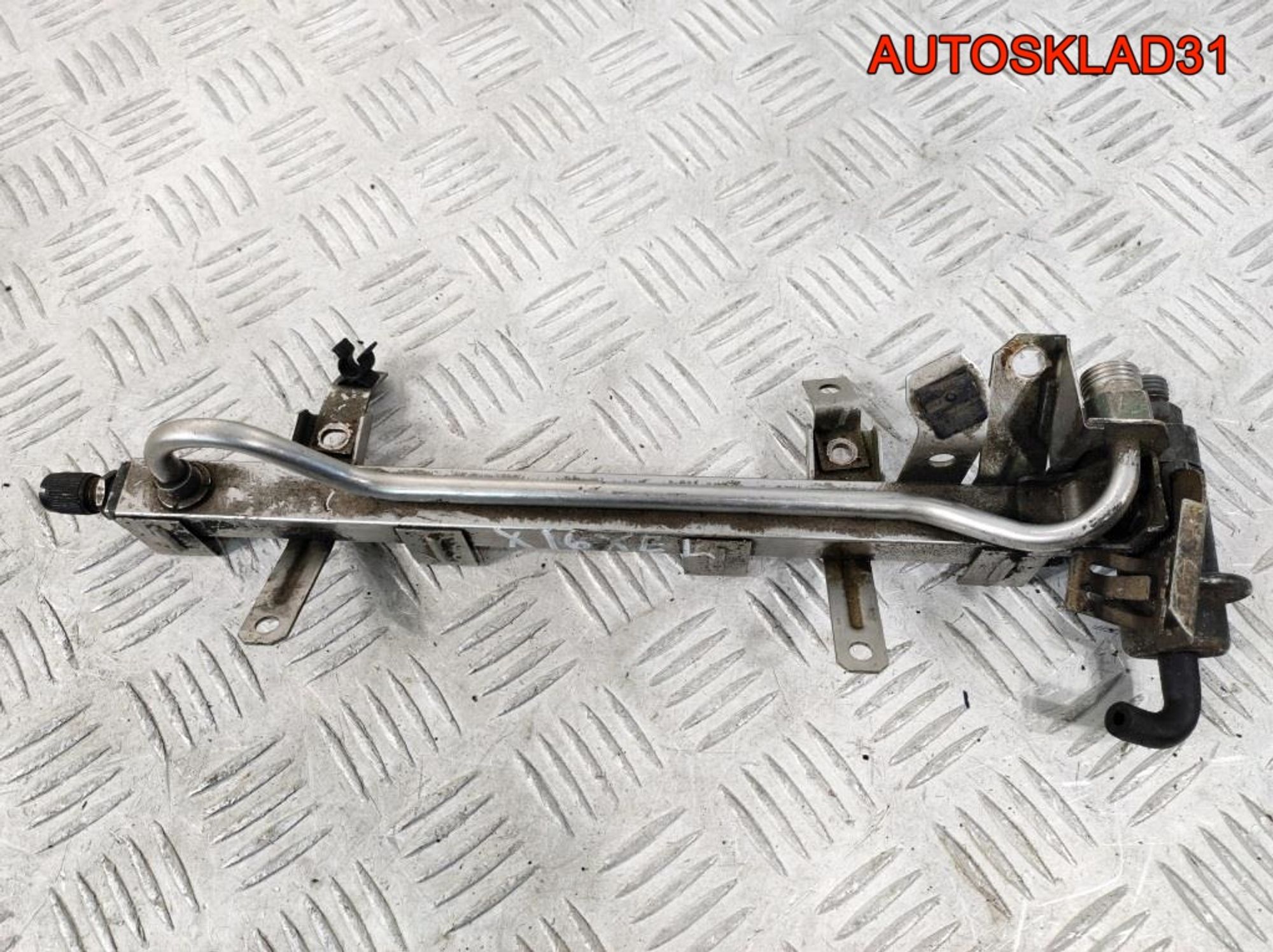 Рейка топливная Opel Vectra B 1,6 X16XEL До рест, 1400 рублей, Дубовое