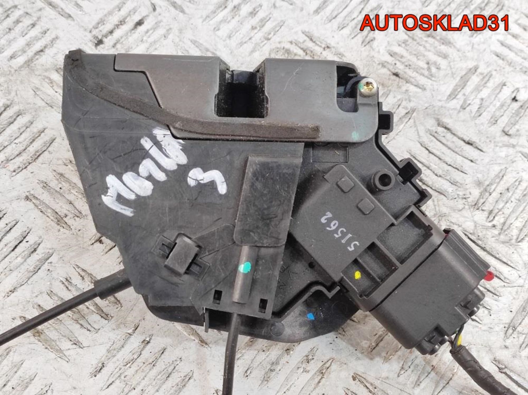 Замок двери передней правой Mazda 3 BK 3N6AA12812DF, 3500 рублей, Дубовое