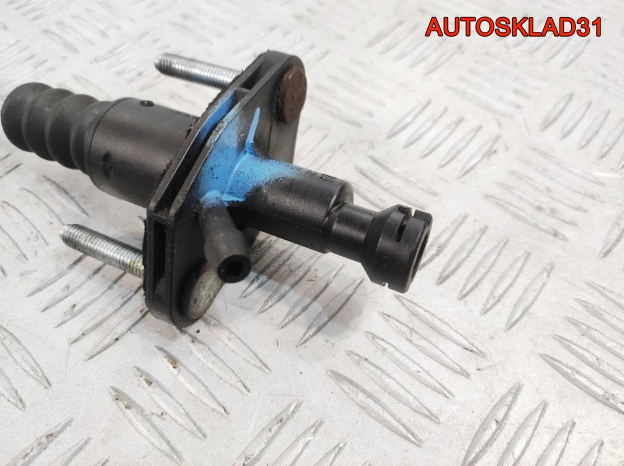 Цилиндр сцепления главный Opel Astra G 90523769, 2000 рублей, Дубовое