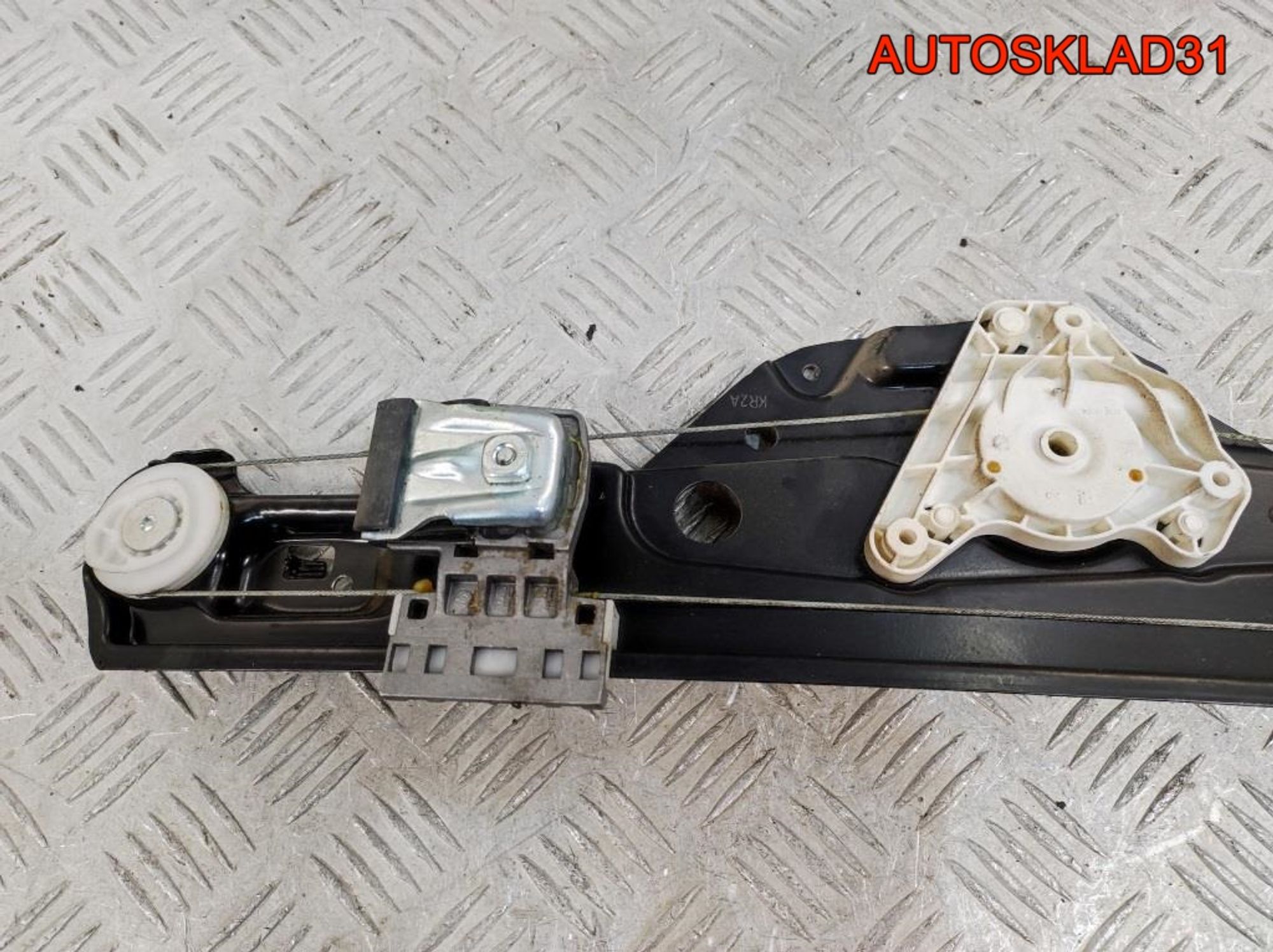 Стеклоподъемник задний правый Mercedes W211 A2117300246, 1800 рублей, Дубовое