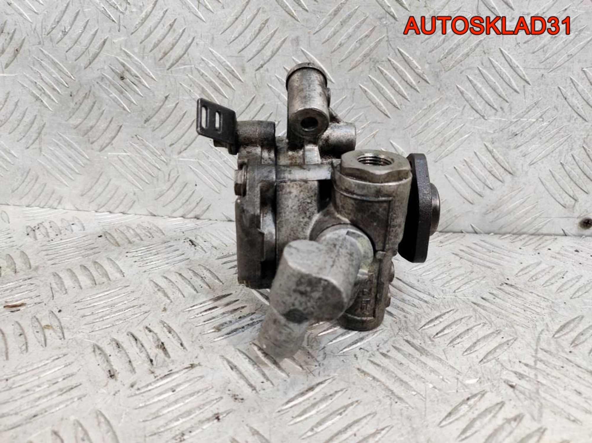 Насос гидроусилителя Mercedes Benz W203 A0044661301, 4100 рублей, Дубовое