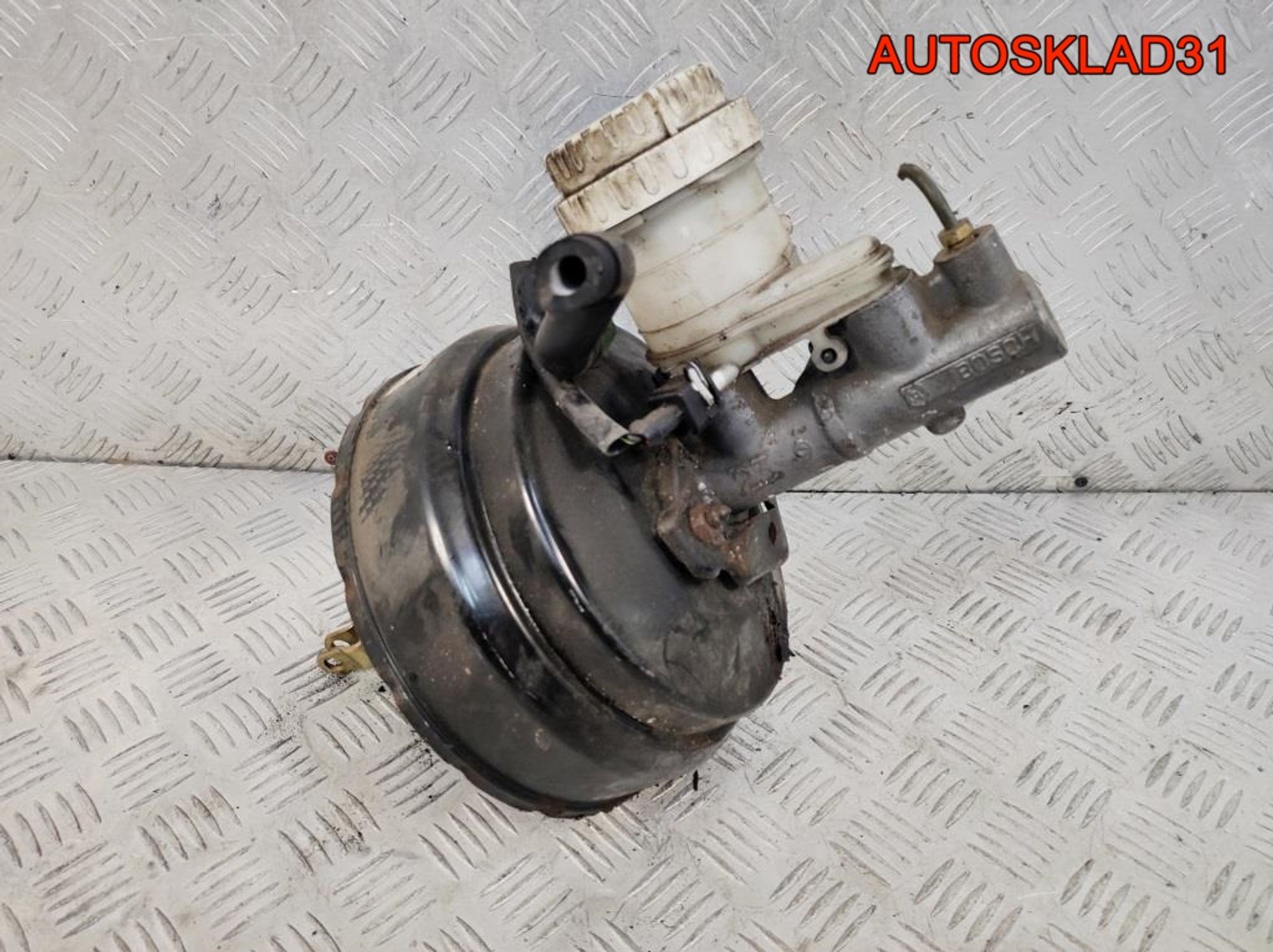 Усилитель тормозов  Mitsubishi Carisma DA NW200219, 2900 рублей, Дубовое