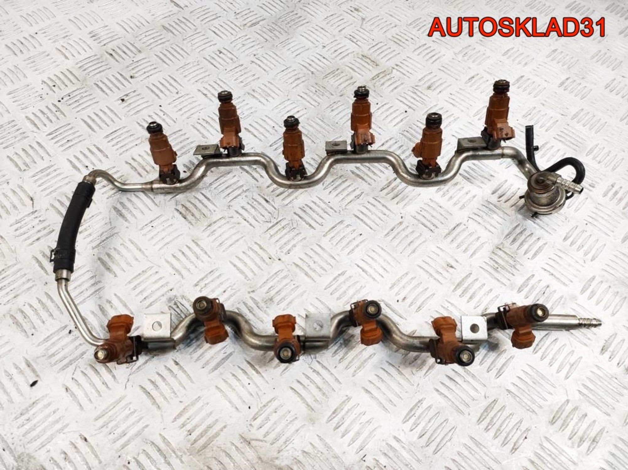 Форсунка топливная Audi A8 D3 6.0 BHT Бензин 07C906031C, 800 рублей, Дубовое