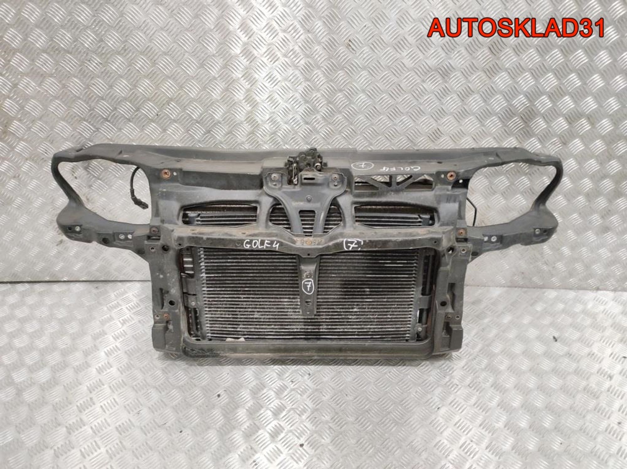 Панель передняя в сборе VW Golf 4 1,4 Бензин, 20000 рублей, Дубовое