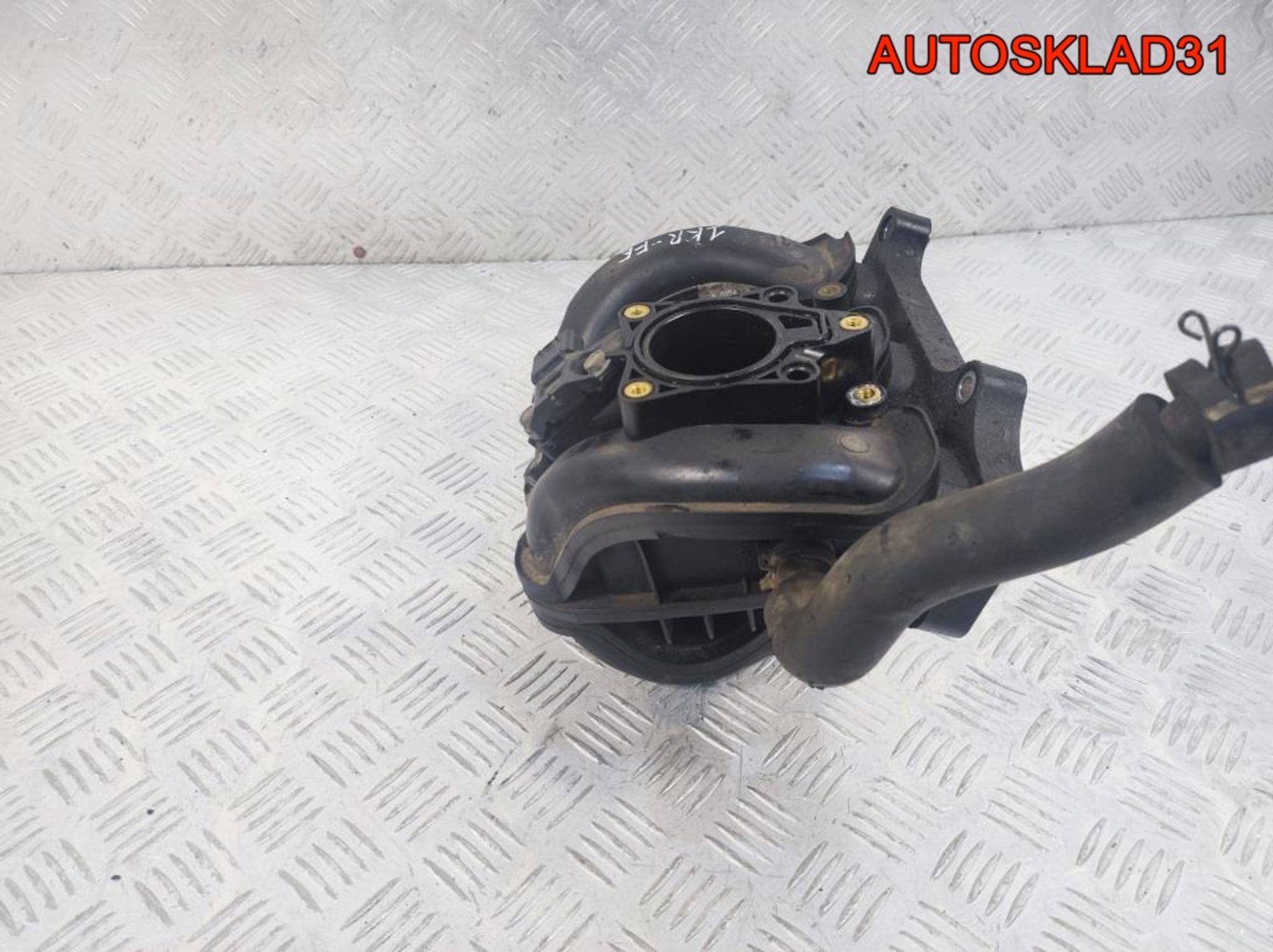 Коллектор впускной Peugeot 107 1,0 1KR-FE Бензин, 1300 рублей, Дубовое