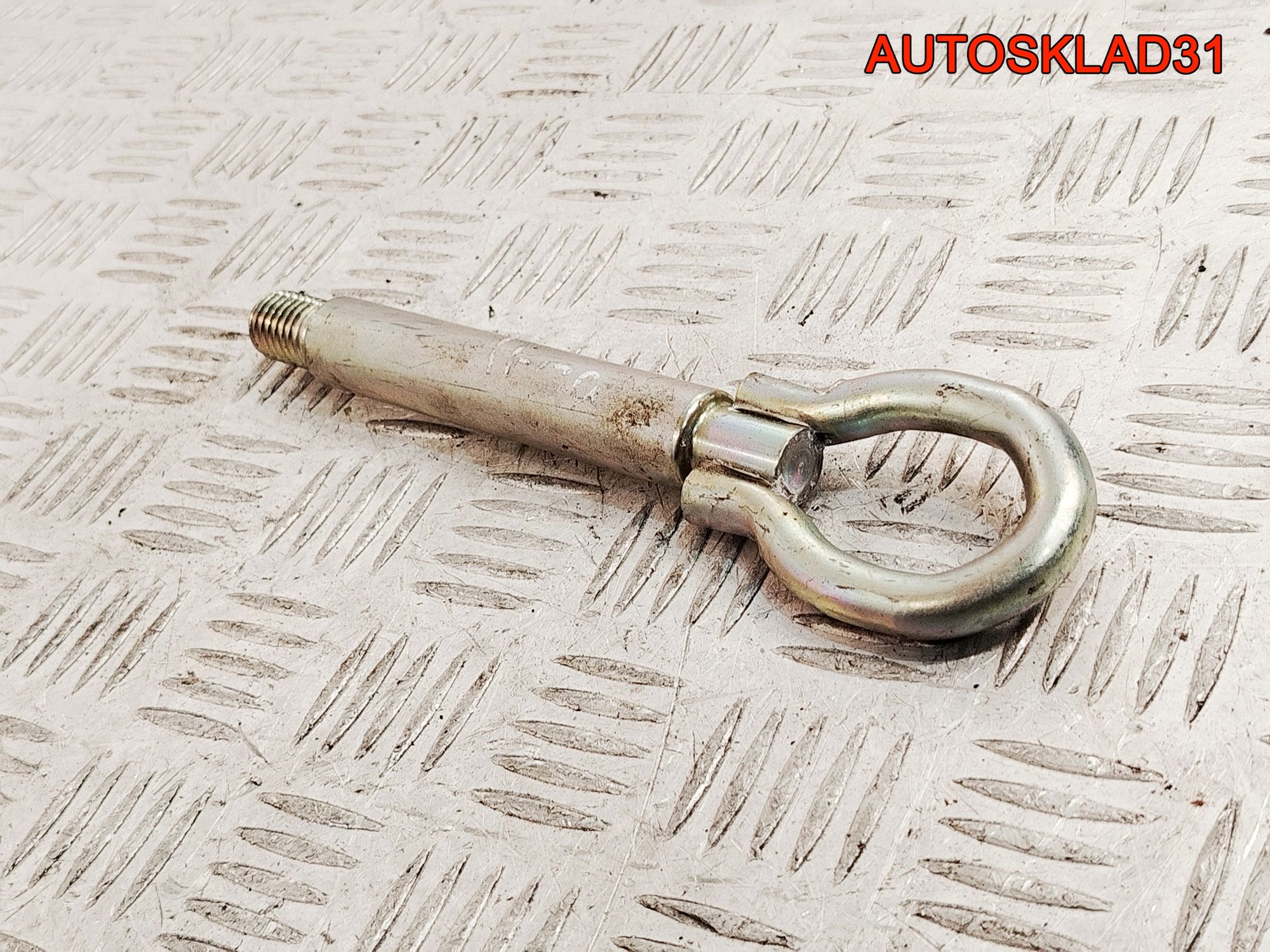 Крюк буксировочный Skoda Rapid 6Q00803615, 2000 рублей, Дубовое