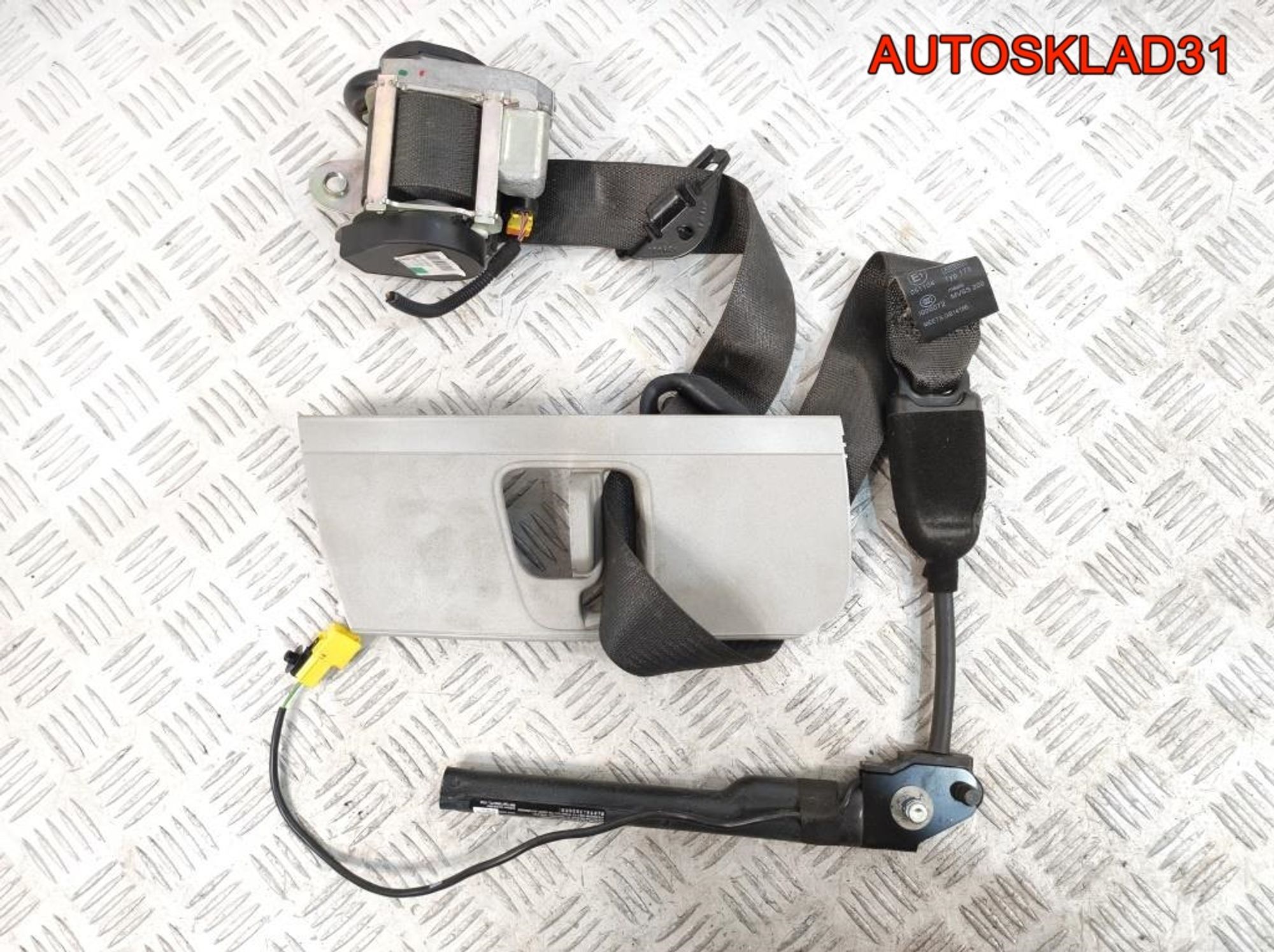 Ремень безопасности перед правый Opel Astra J 13394804, 4100 рублей, Дубовое