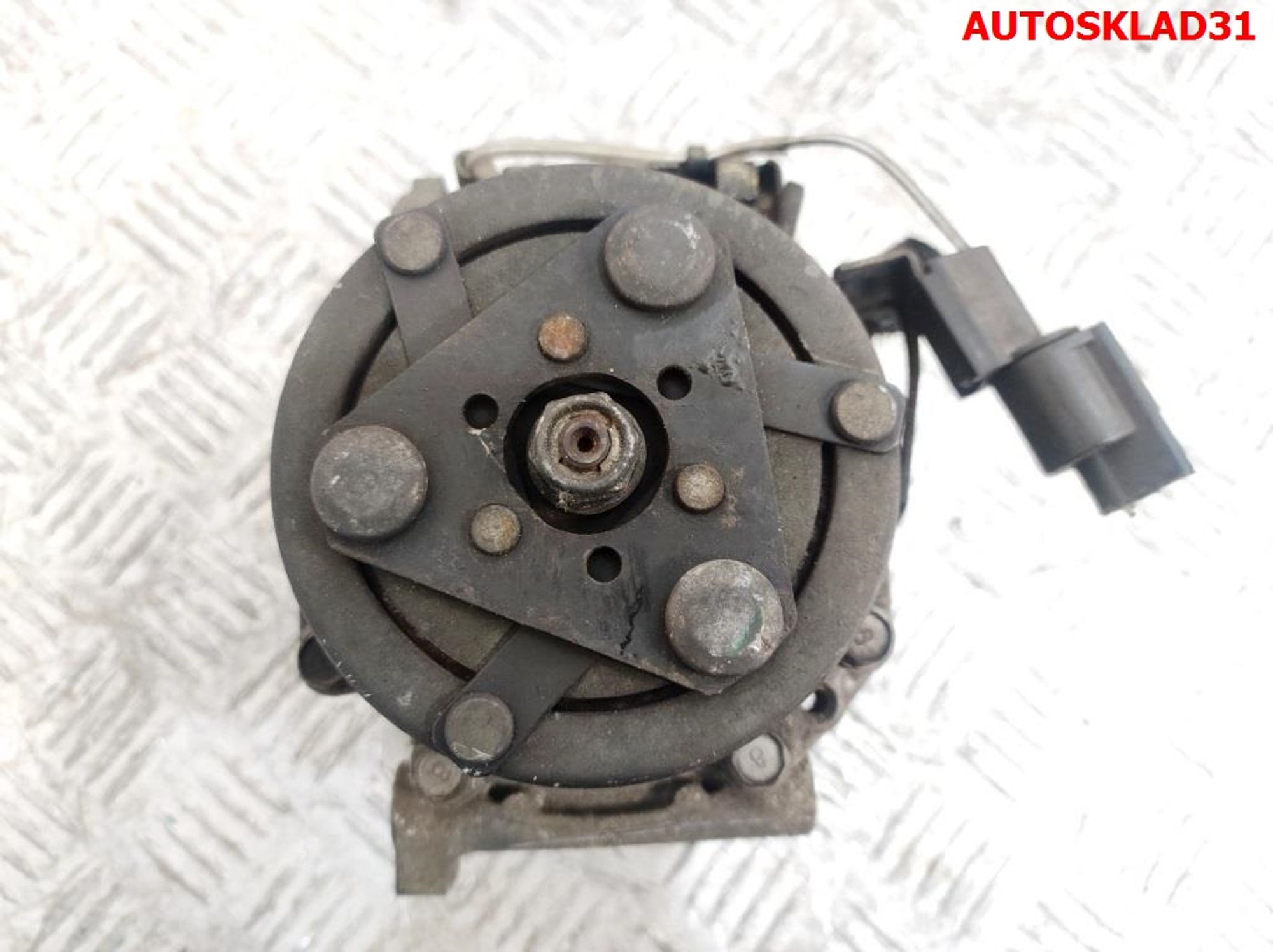 Компрессор кондиционера Mitsubishi Carisma DA 4G93 MR500007, 7200 рублей, Дубовое