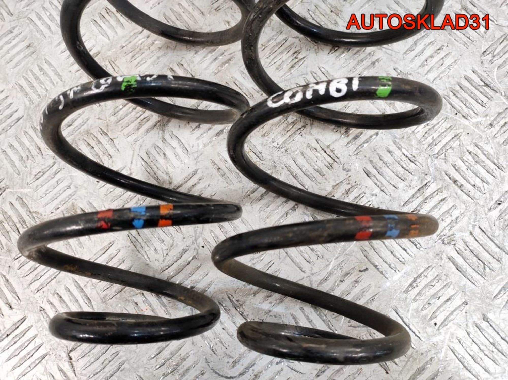 Пружина подвески задняя Комплект Peugeot 207 Универсал, 2000 рублей, Дубовое