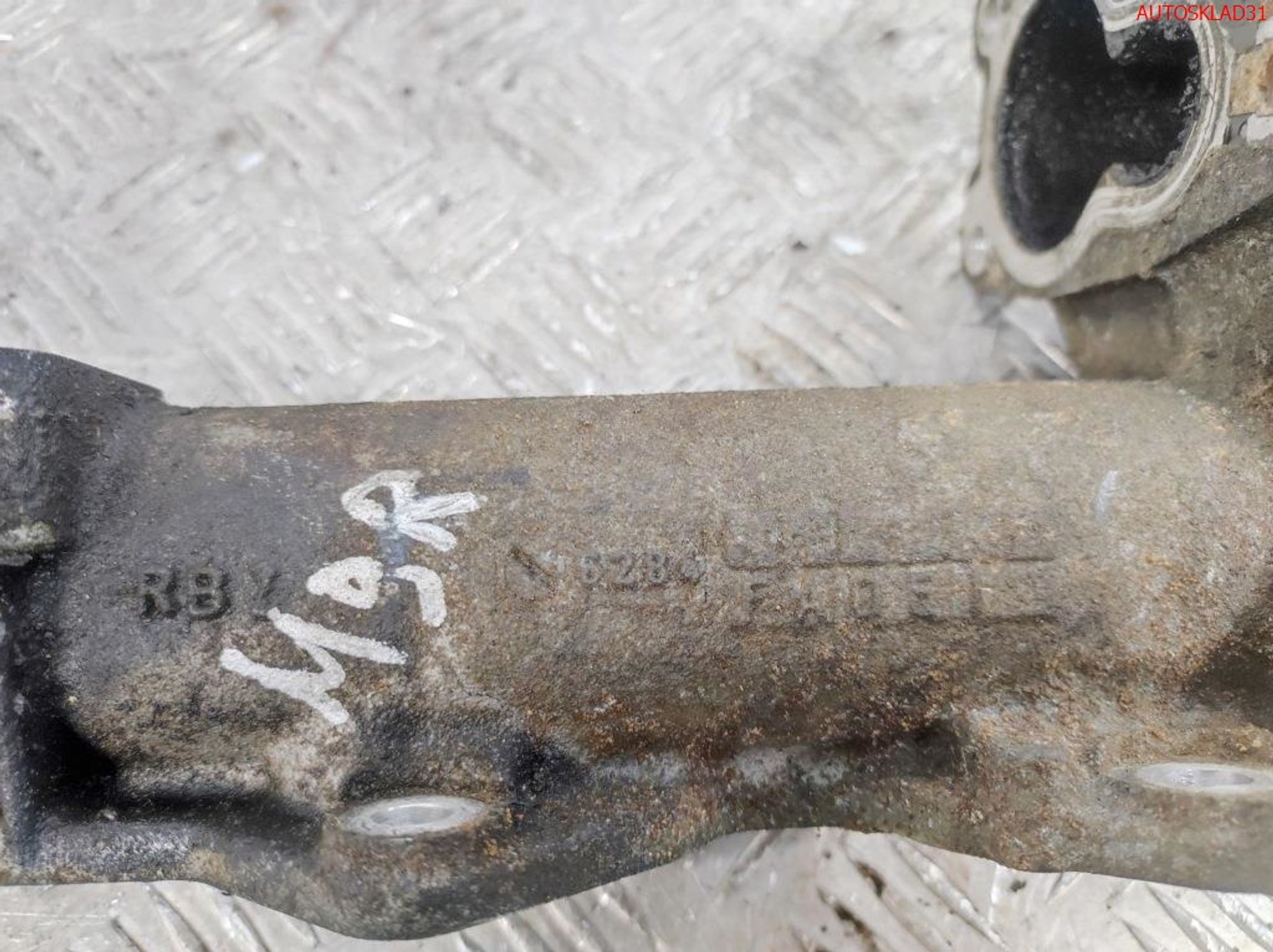 Коллектор впускной Renault Trafic 2,0 M9R 780 8201082165, 1500 рублей, Дубовое