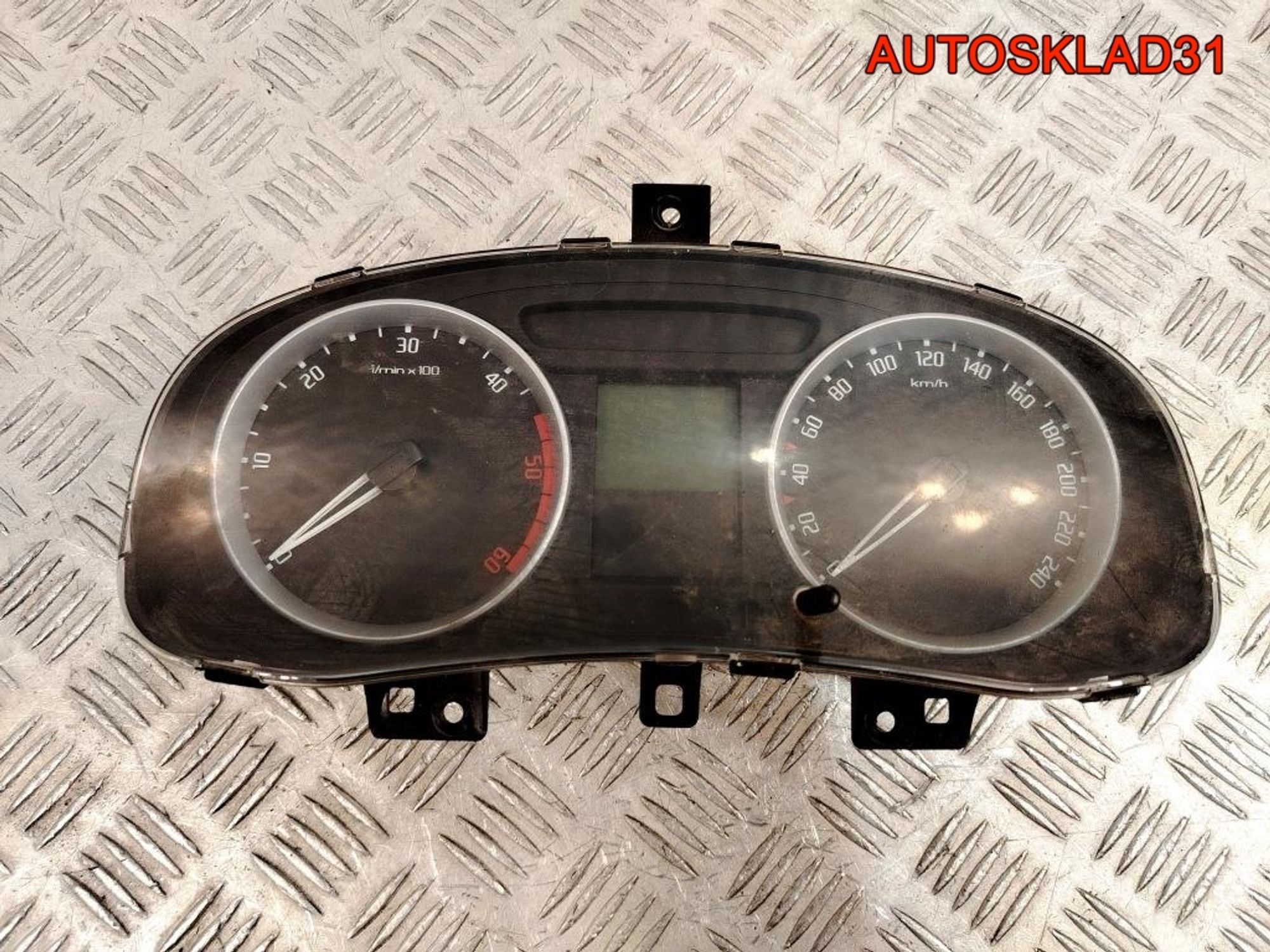 Панель приборов Skoda Fabia 2 1,4 Дизель 5J0920811C, 2500 рублей, Дубовое