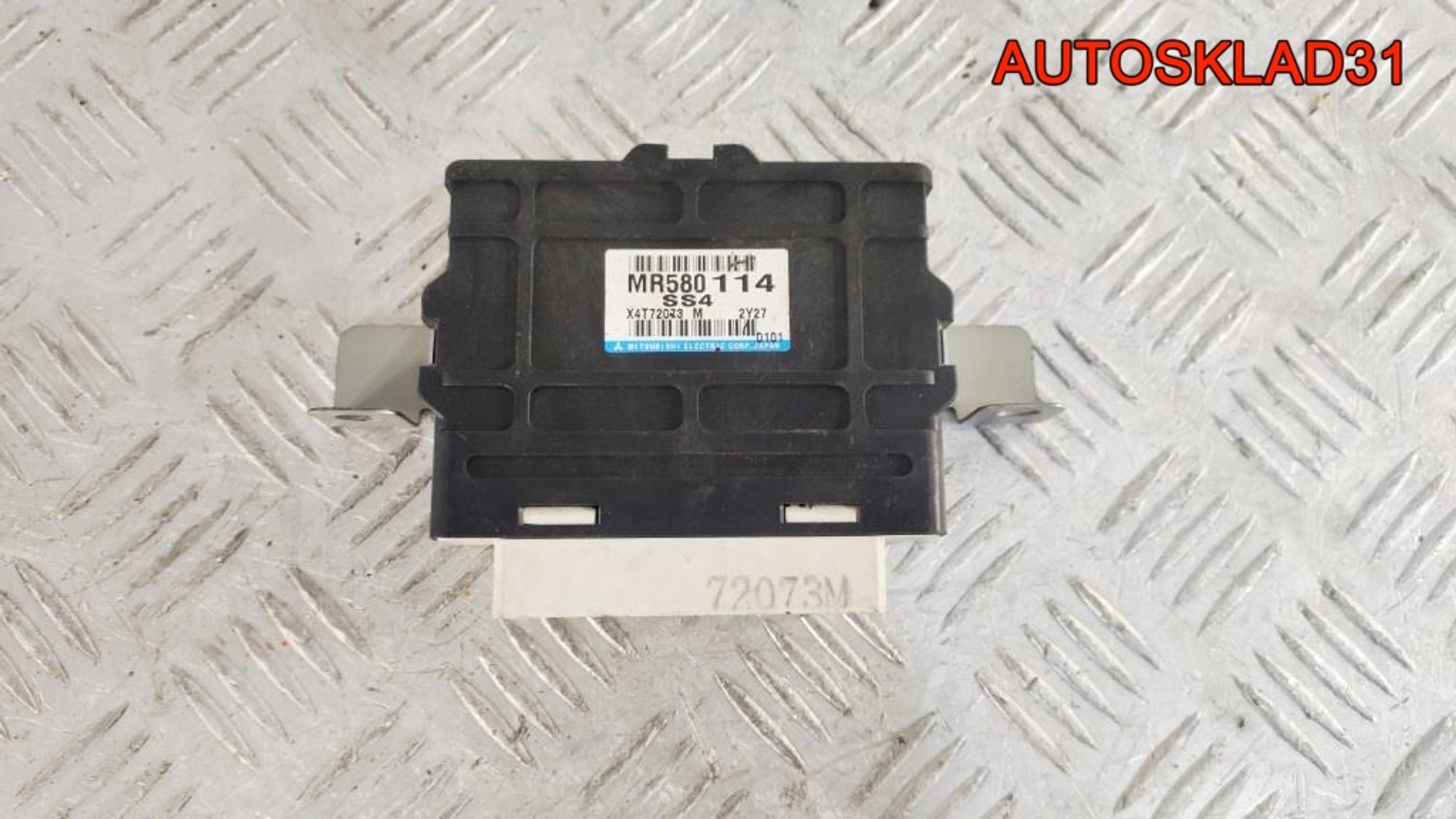 Блок управления полным приводом Mitsubishi Pajero 3 MR580114, 1500 рублей, Дубовое