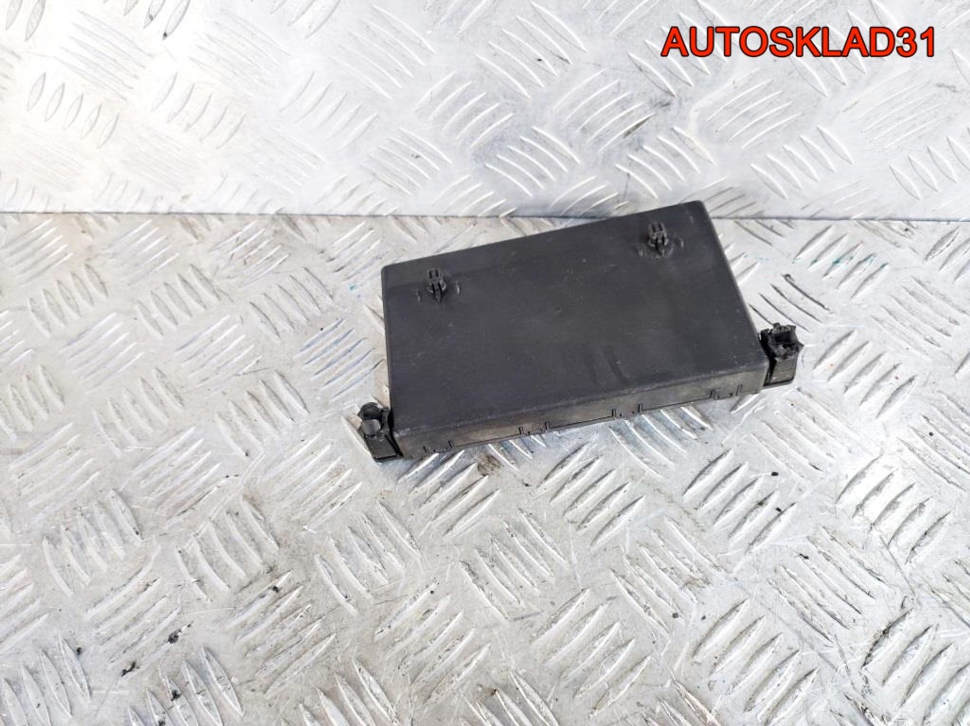 Блок комфорта п/л двери Mercedes W203 A2038206326, 1300 рублей, Дубовое