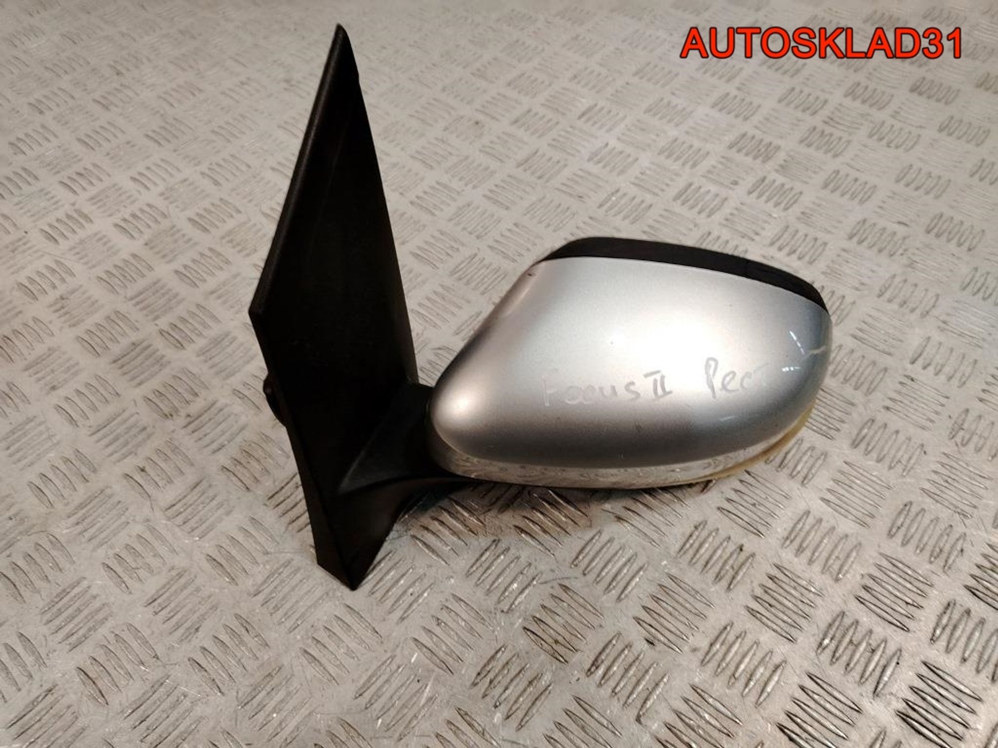 Зеркало левое Ford Focus 2 1728324 Рестайлинг, 6000 рублей, Дубовое