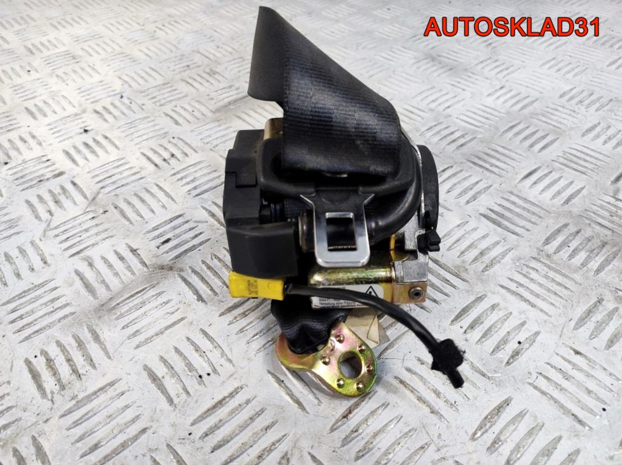 Ремень безопасности Audi A4 B6 8H0857805 Cabrio, 1300 рублей, Дубовое