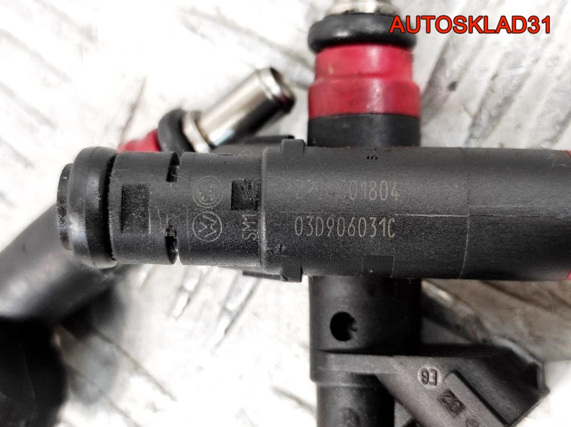 Форсунка топливная VW Polo 4 1,2 AWY Бензин 03D906031C, 500 рублей, Дубовое