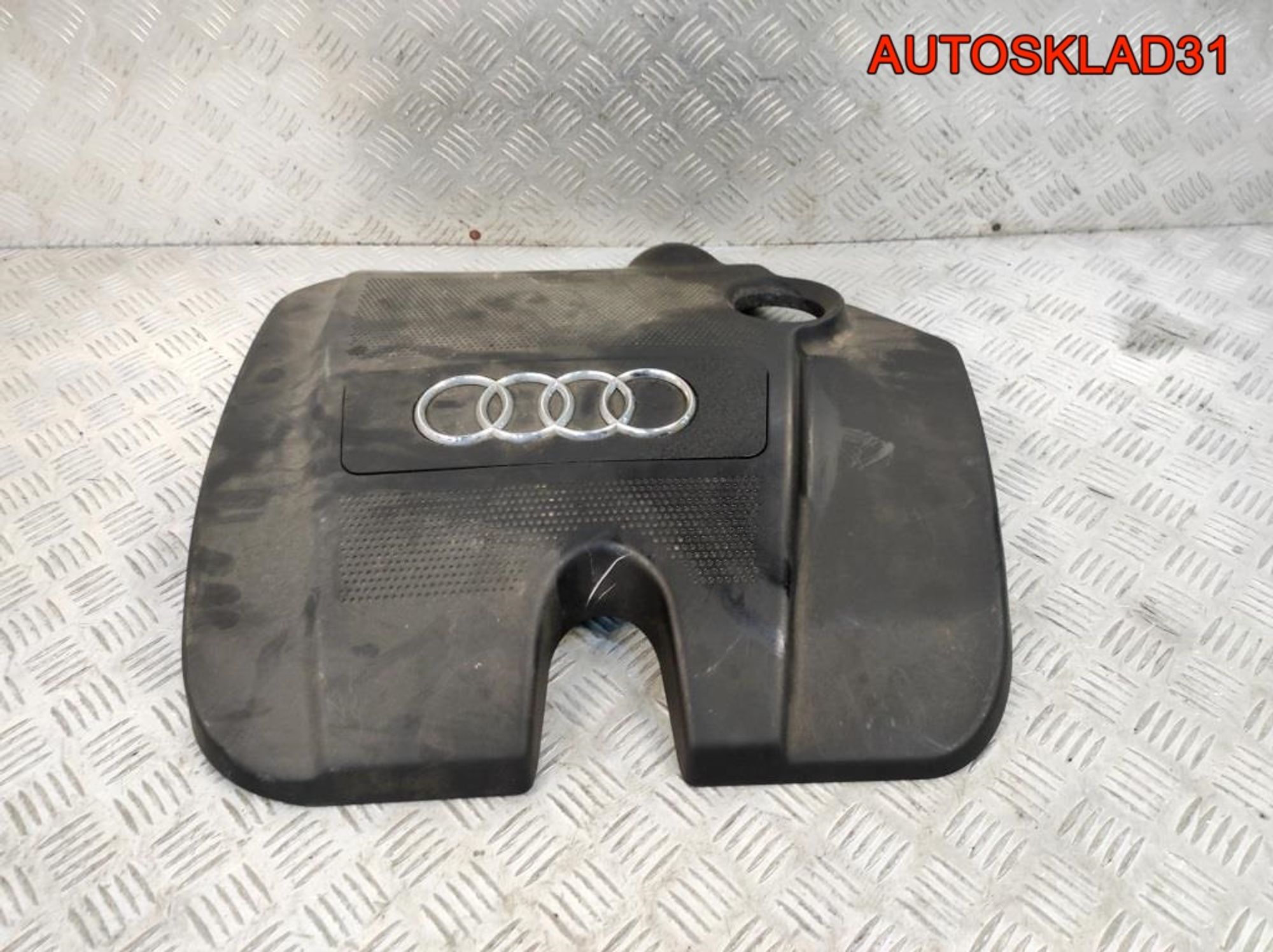 Накладка декоративная Audi A3 8L 06A103925AR, 2500 рублей, Дубовое
