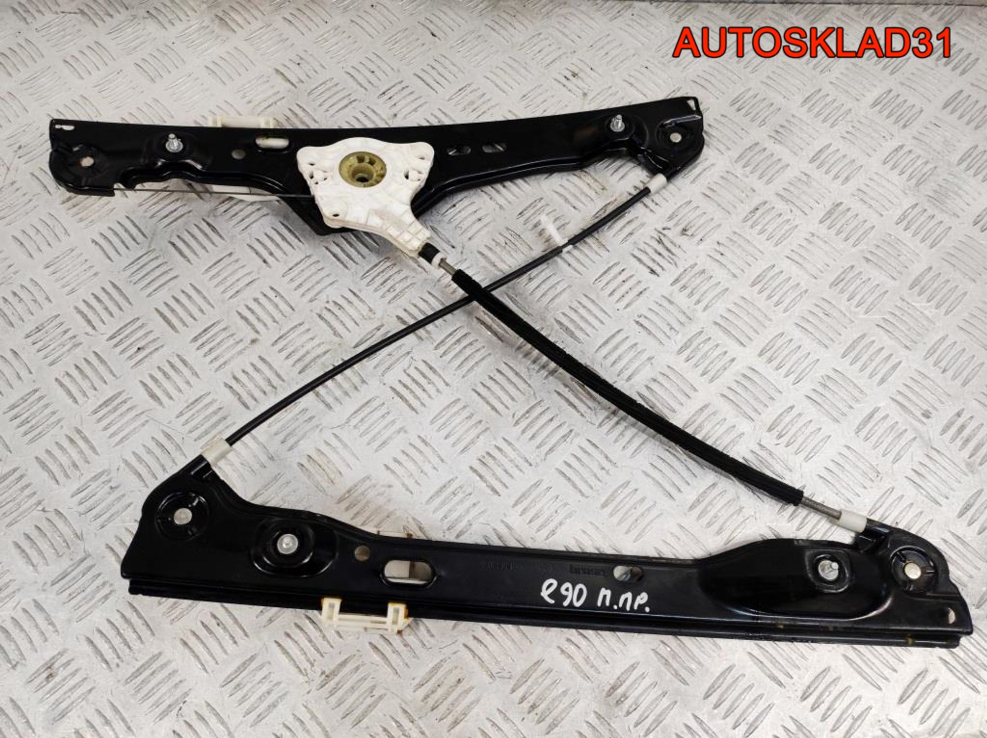 Стеклоподъемник передний правый BMW 3 серия E90 51337140588, 2100 рублей, Дубовое