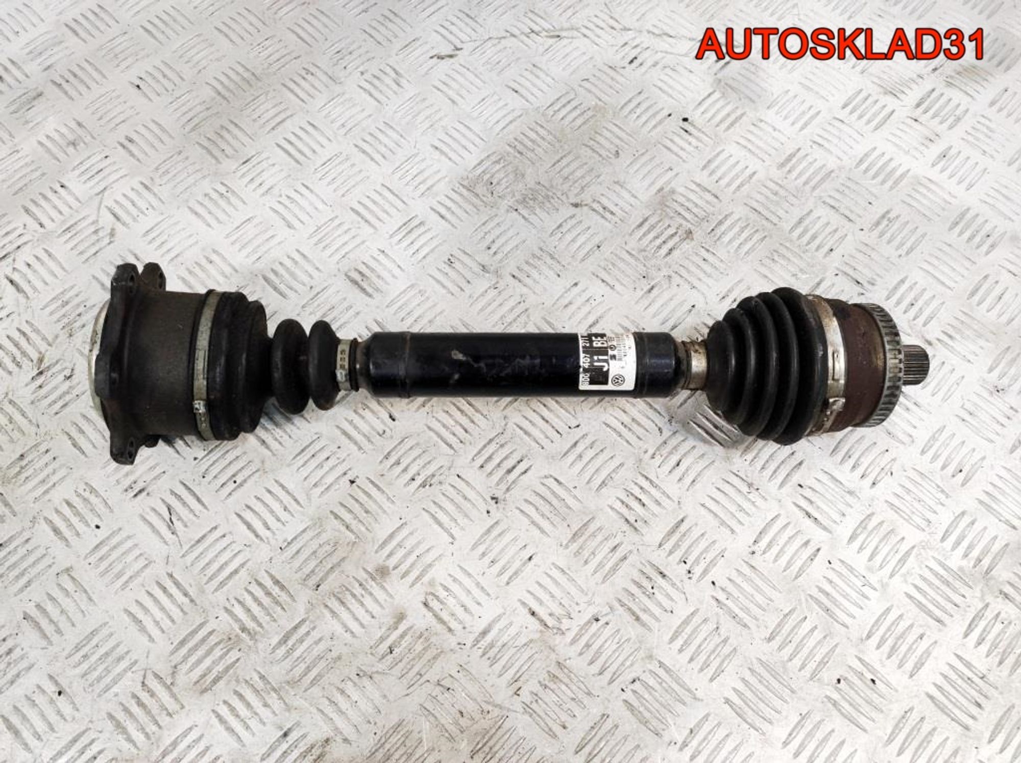 Полуось передняя левая АКПП VW Passat B5 8D0407271BE, 4100 рублей, Дубовое