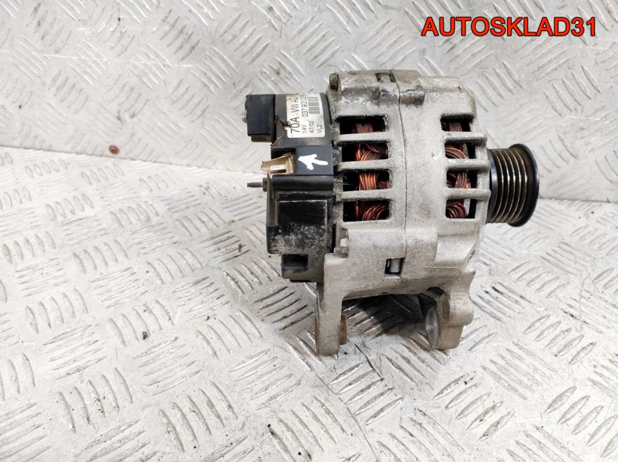 Генератор 70A VW Polo 1,4 BBY 037903025N Бензин, 3600 рублей, Дубовое