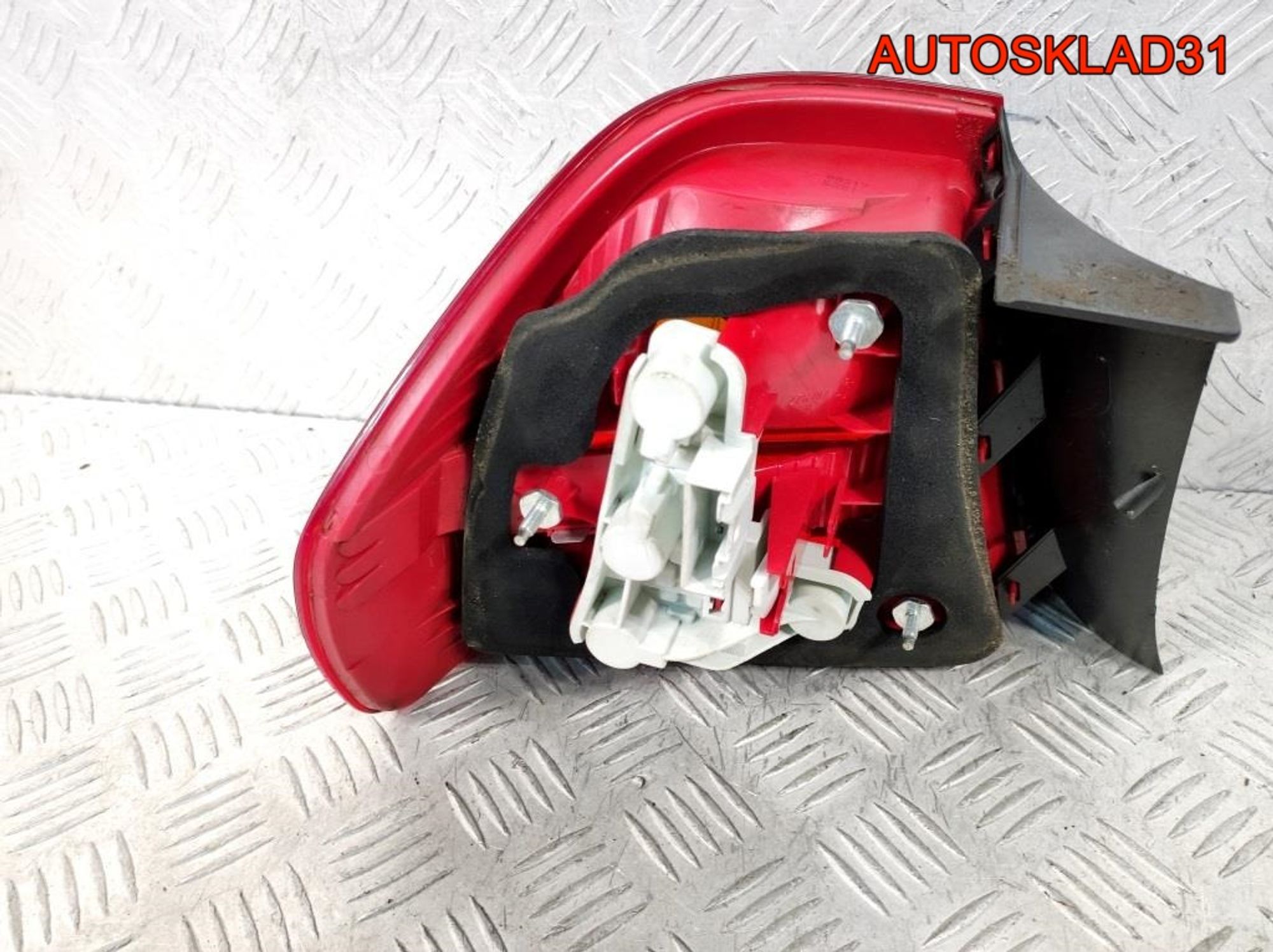 Фонарь задний правый BMW E90 63216937458 Седан, 5400 рублей, Дубовое