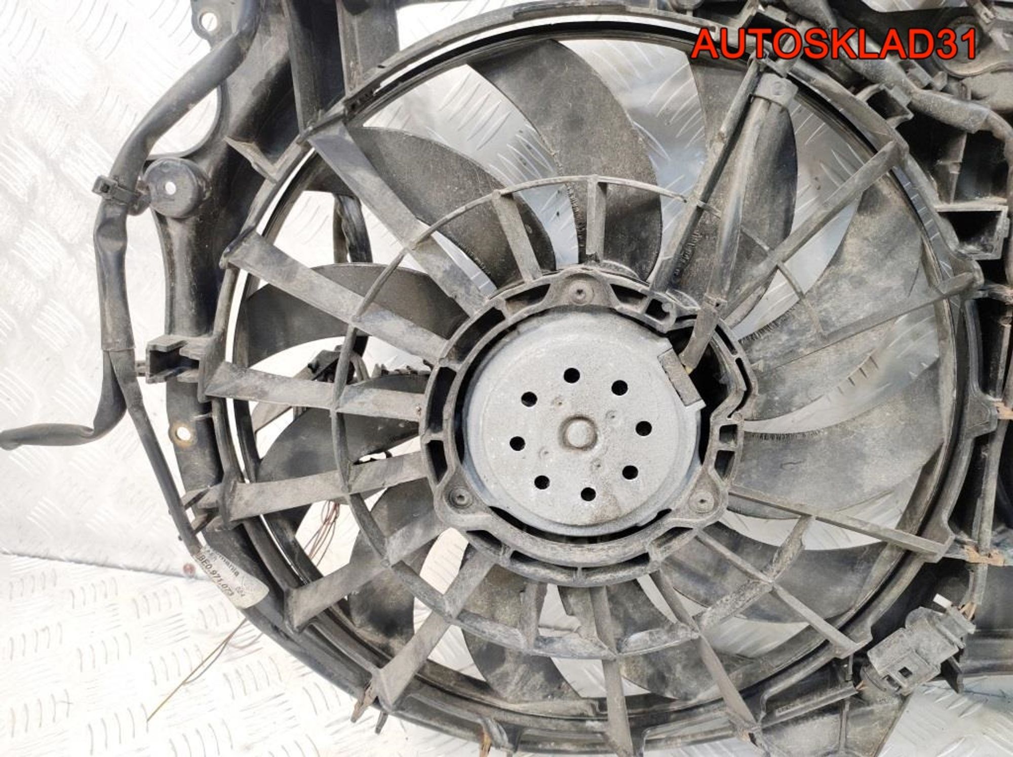 Вентилятор радиатора Audi A4 B6 8E0959501D Бензин, 9800 рублей, Дубовое