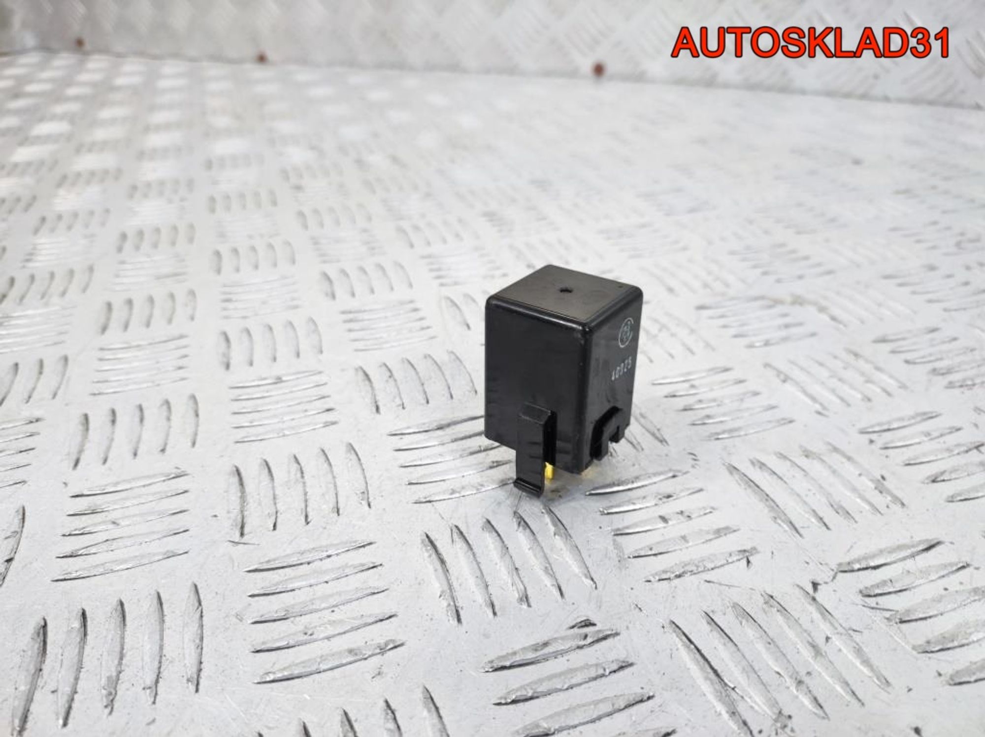 Реле поворотов Hyundai Elantra 9555039000, 800 рублей, Дубовое