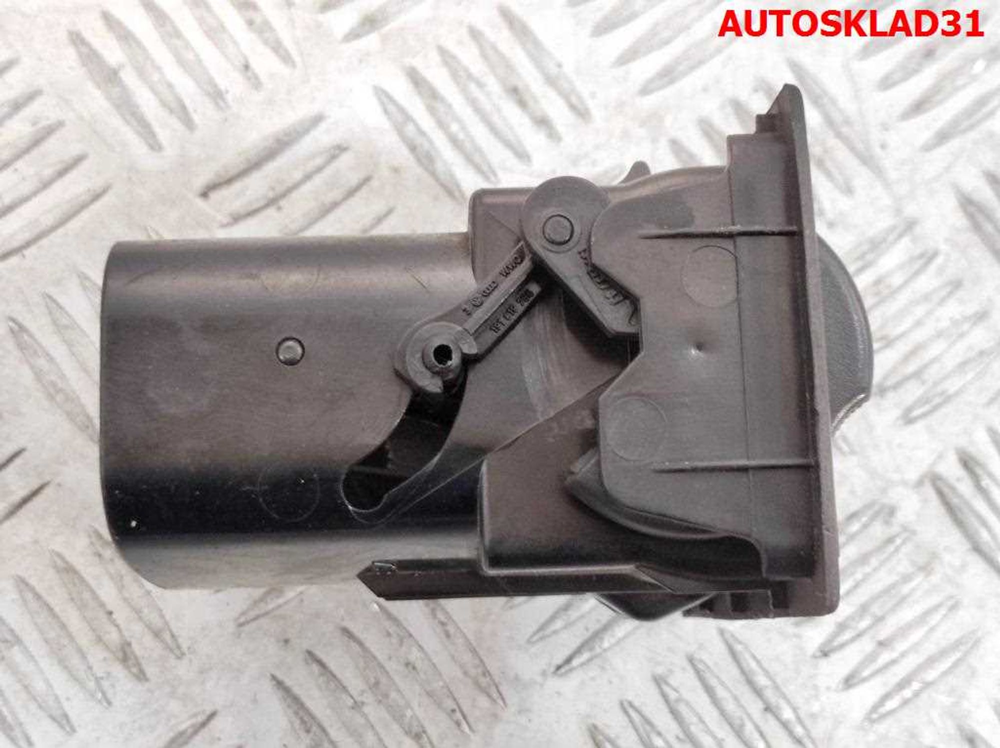 Дефлектор воздушный VW Transporter T4 701819701, 600 рублей, Дубовое