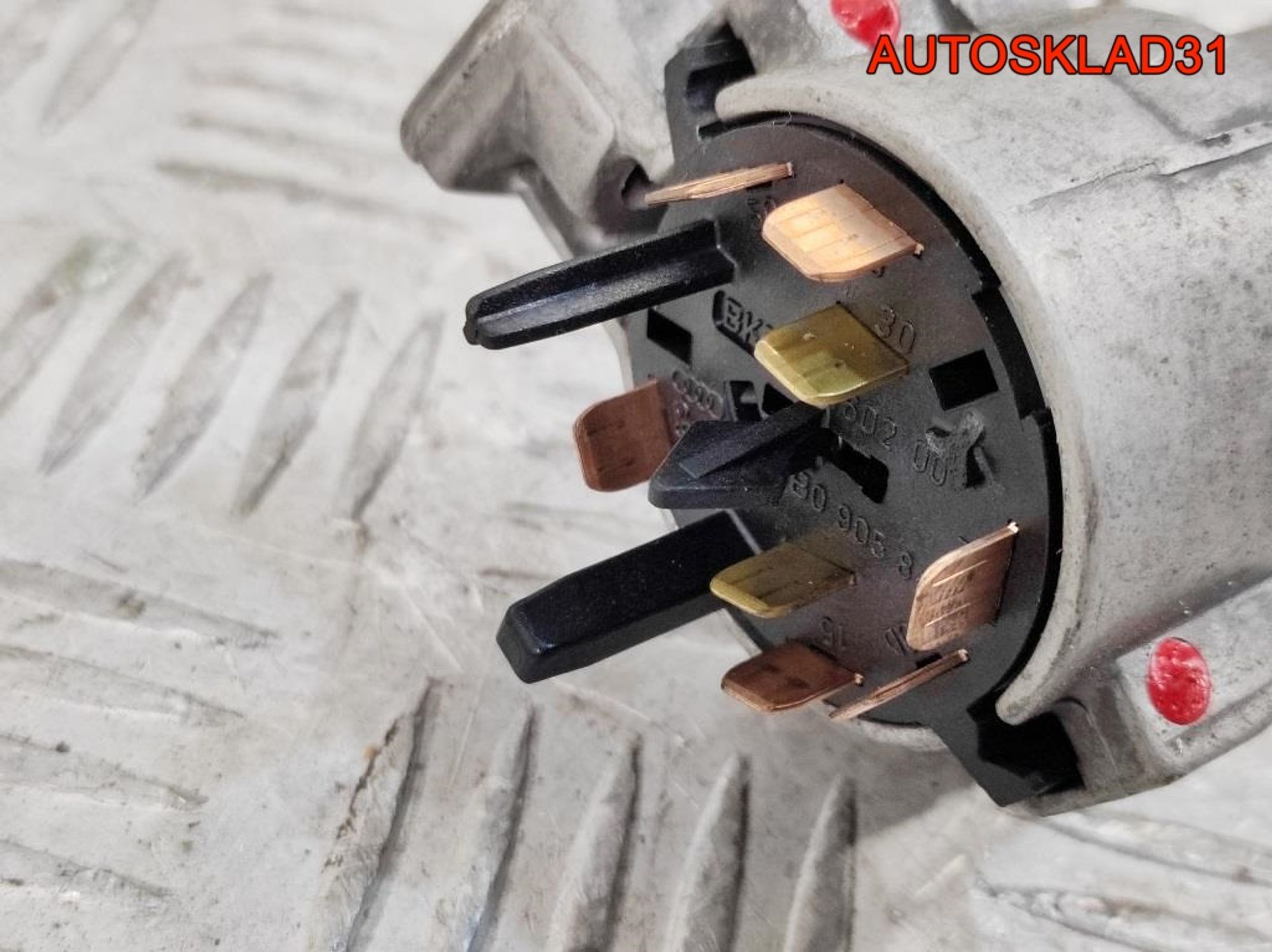 Комплект замок зажигания и личинки с ключом VW Passat B5 4B0905851C, 5000 рублей, Дубовое