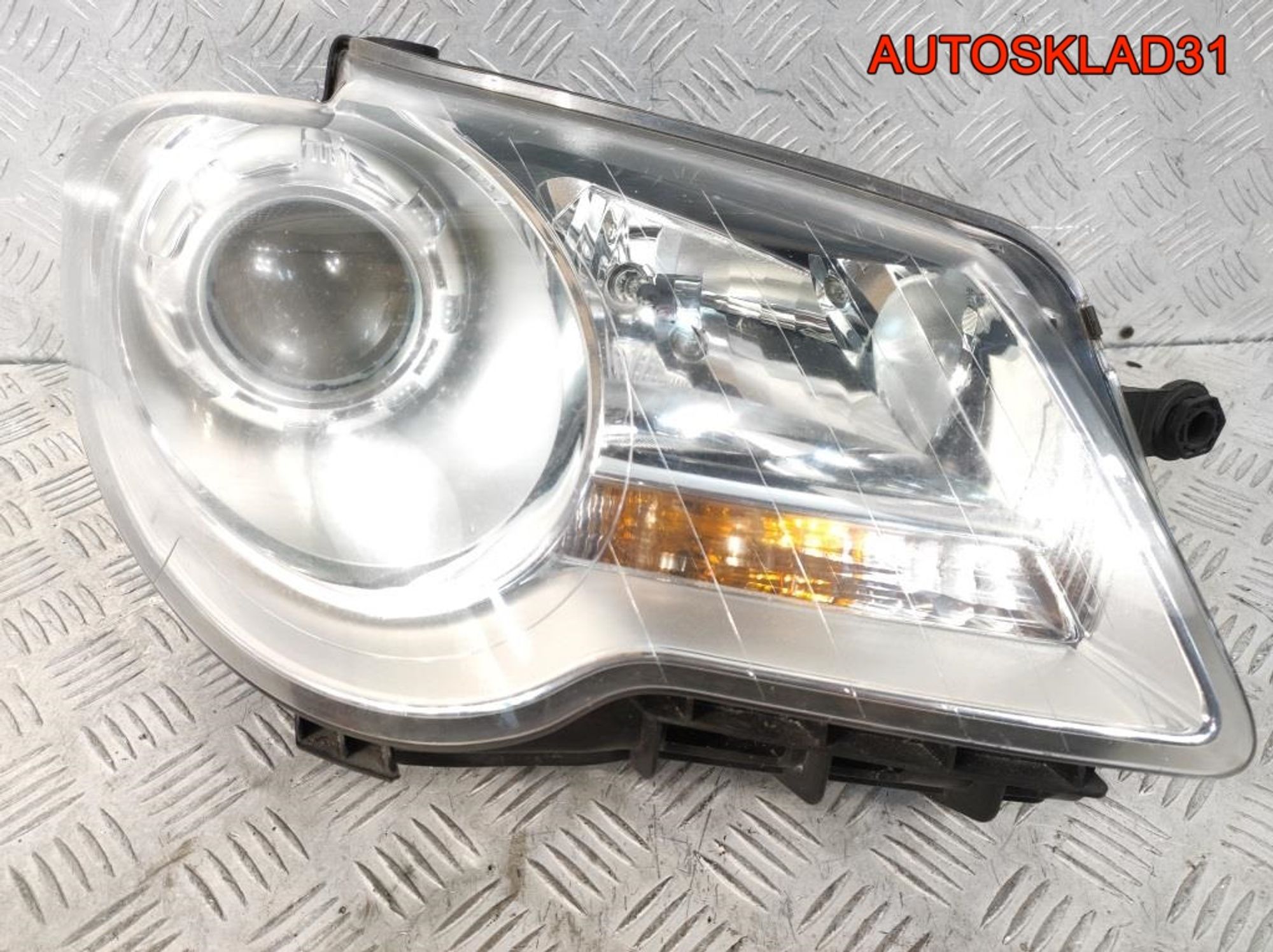 Фара правая VW Touran 1 1T1941006B Рестайлинг, 13500 рублей, Дубовое