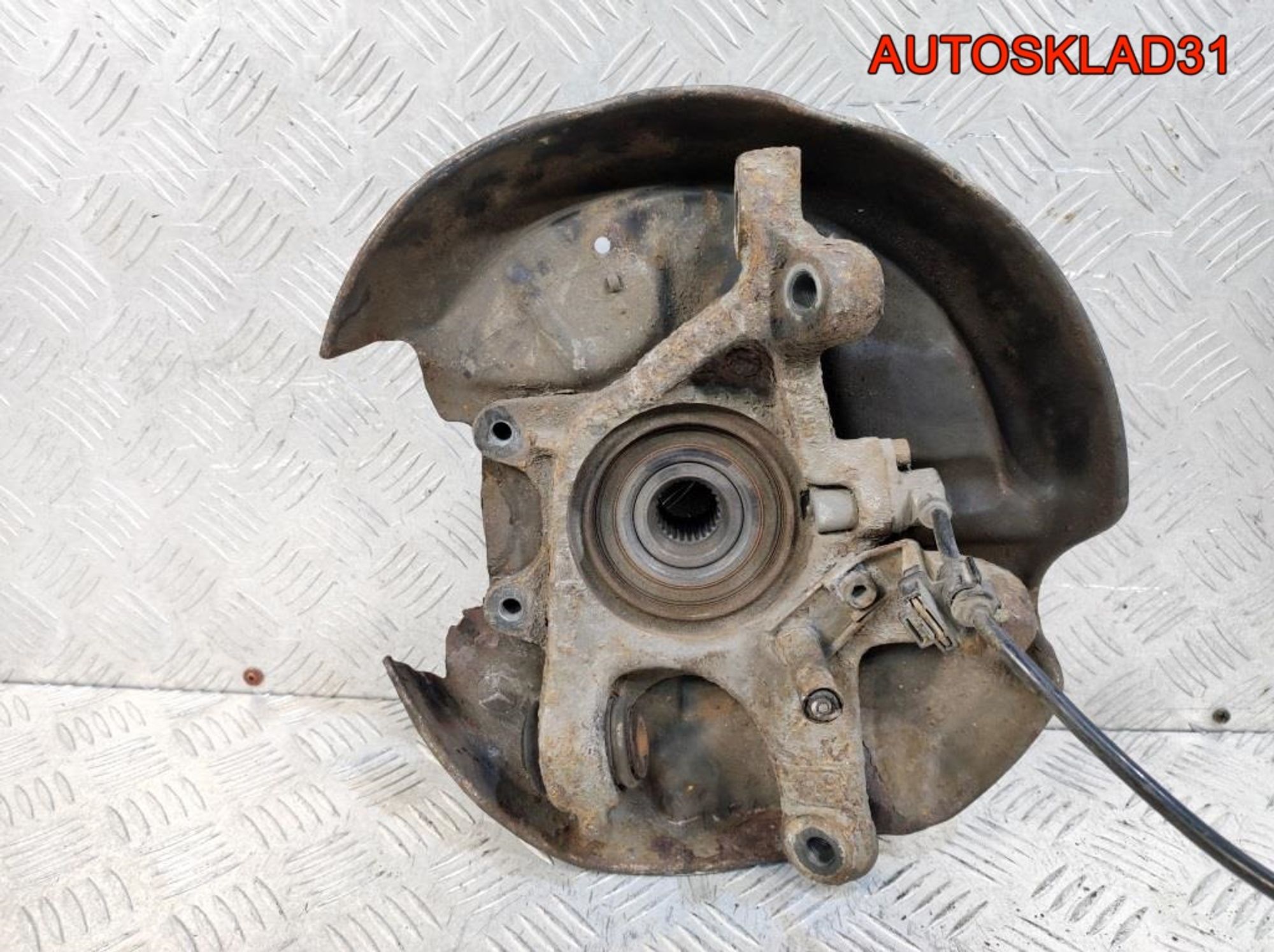 Кулак поворотный задний левый Mercedes Benz W202, 2900 рублей, Дубовое