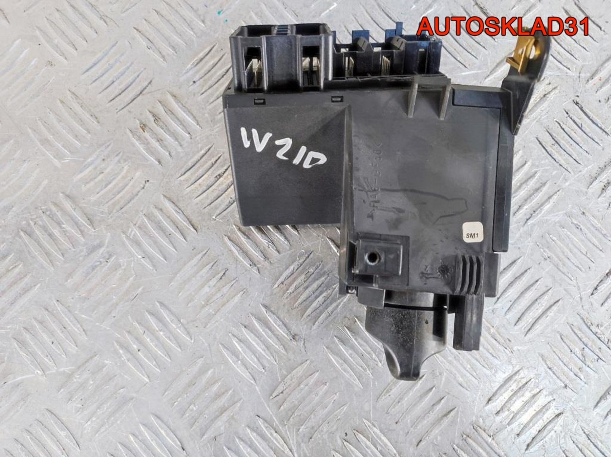 Переключатель света Mercedes-Benz W210 A2105451404, 5000 рублей, Дубовое