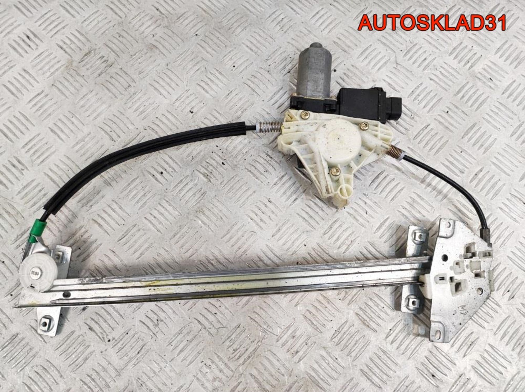 Стеклоподъемник перед правый Mitsubishi Carisma DA, 2300 рублей, Дубовое