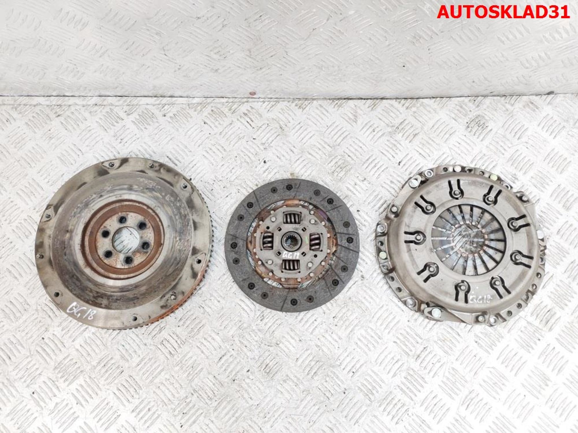 Комплект сцепления Nissan Almera N16 1,8 QG18 123119F800, 2000 рублей, Дубовое