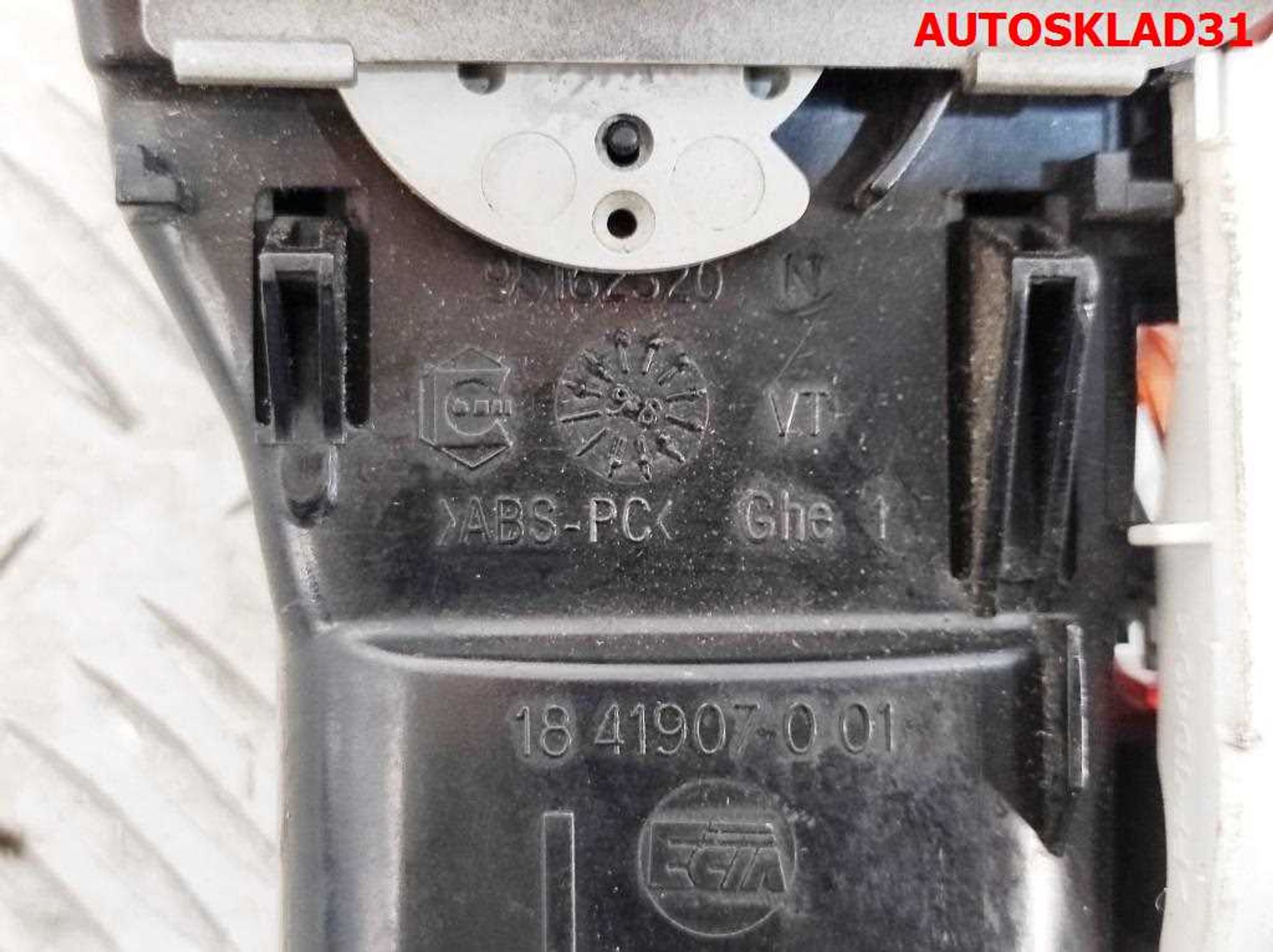 Дефлектор воздушный левый VW Passat B5 3B0819703A, 1000 рублей, Дубовое