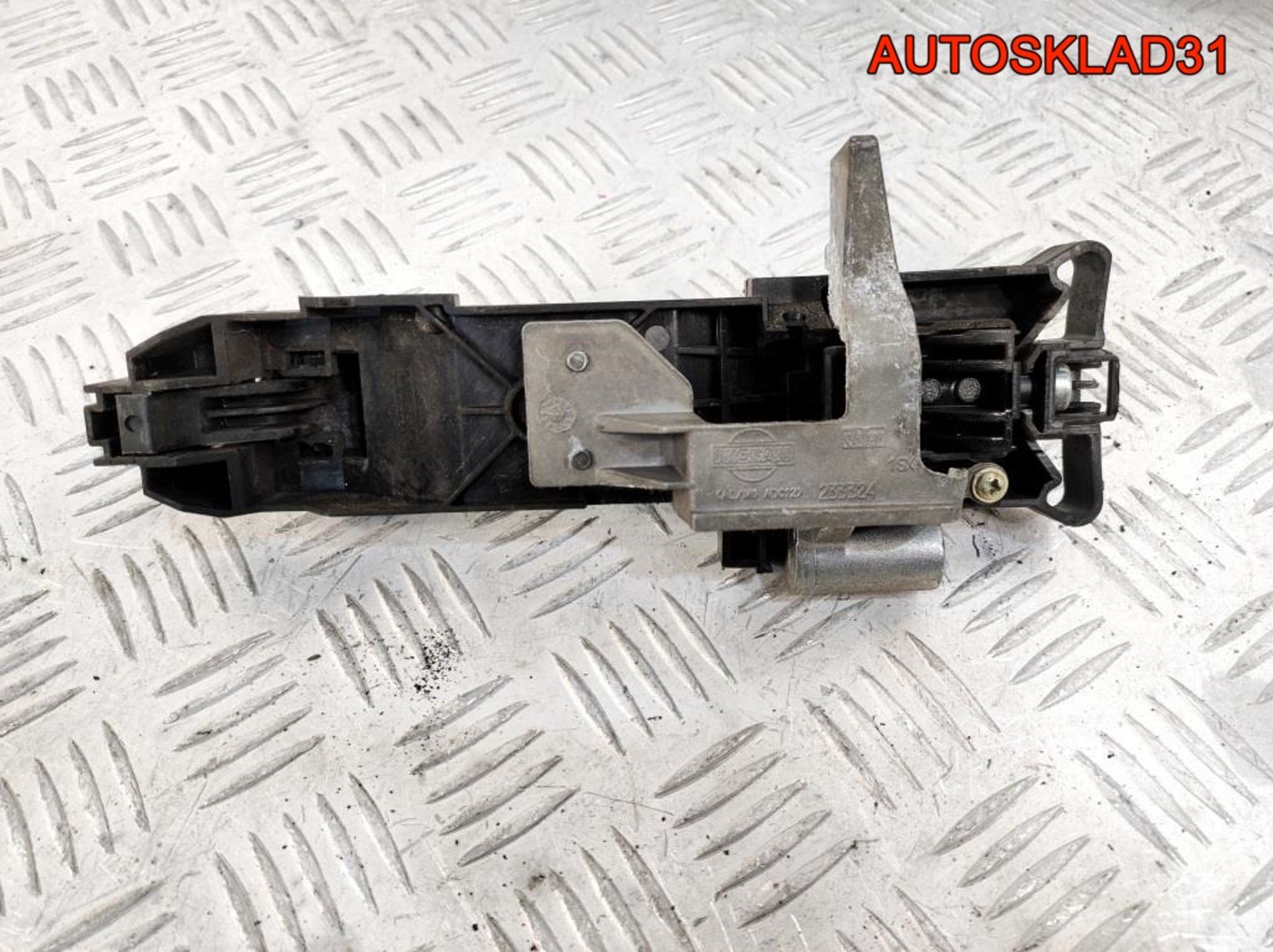 Ручка двери задняя левая Nissan Note 80640AX62C, 2300 рублей, Дубовое