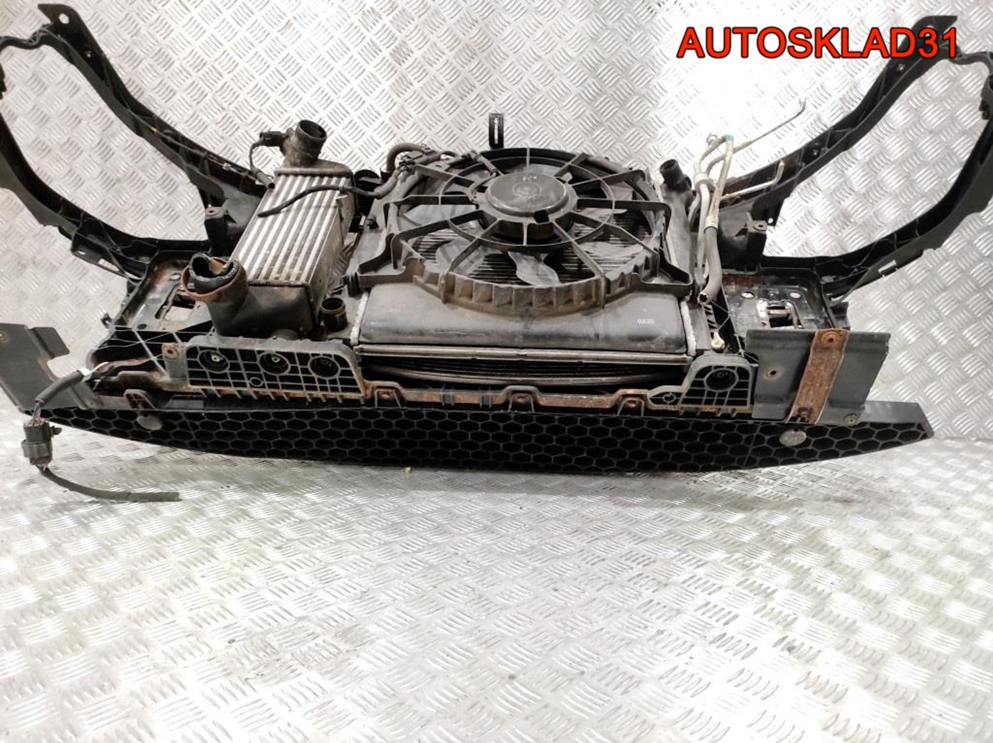 Панель передняя в сборе Hyundai i30 1,6 Дизель 641012L000 (Р), 23000 рублей, Дубовое