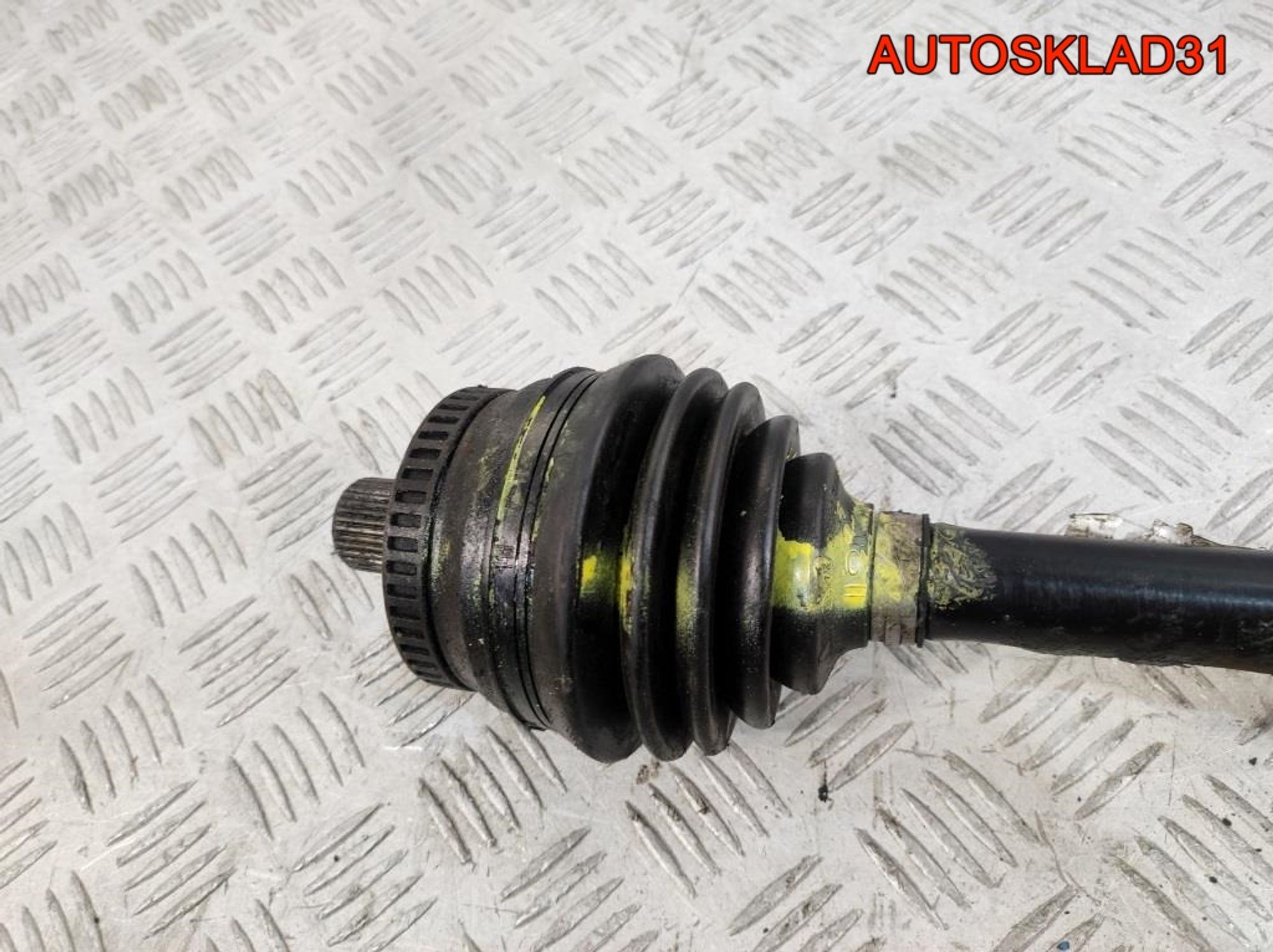 Привод перед левый VW Passat B5 МКПП 8D0407271AQ, 4100 рублей, Дубовое